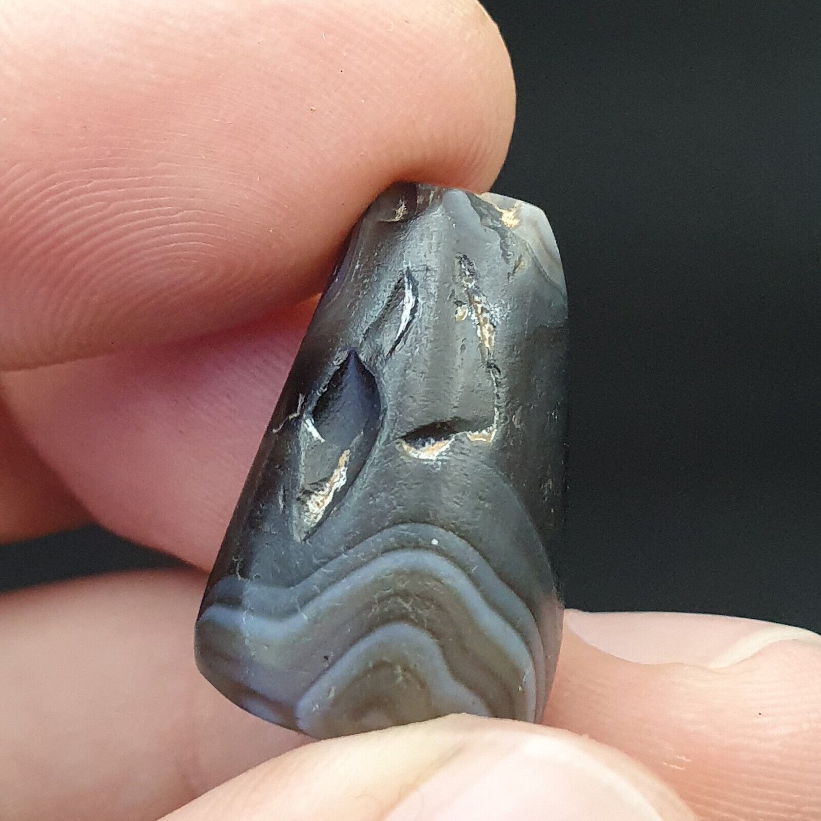 SL011 ancient old Antique Himalayan Indo Tibetan Eye Suleimany Bead