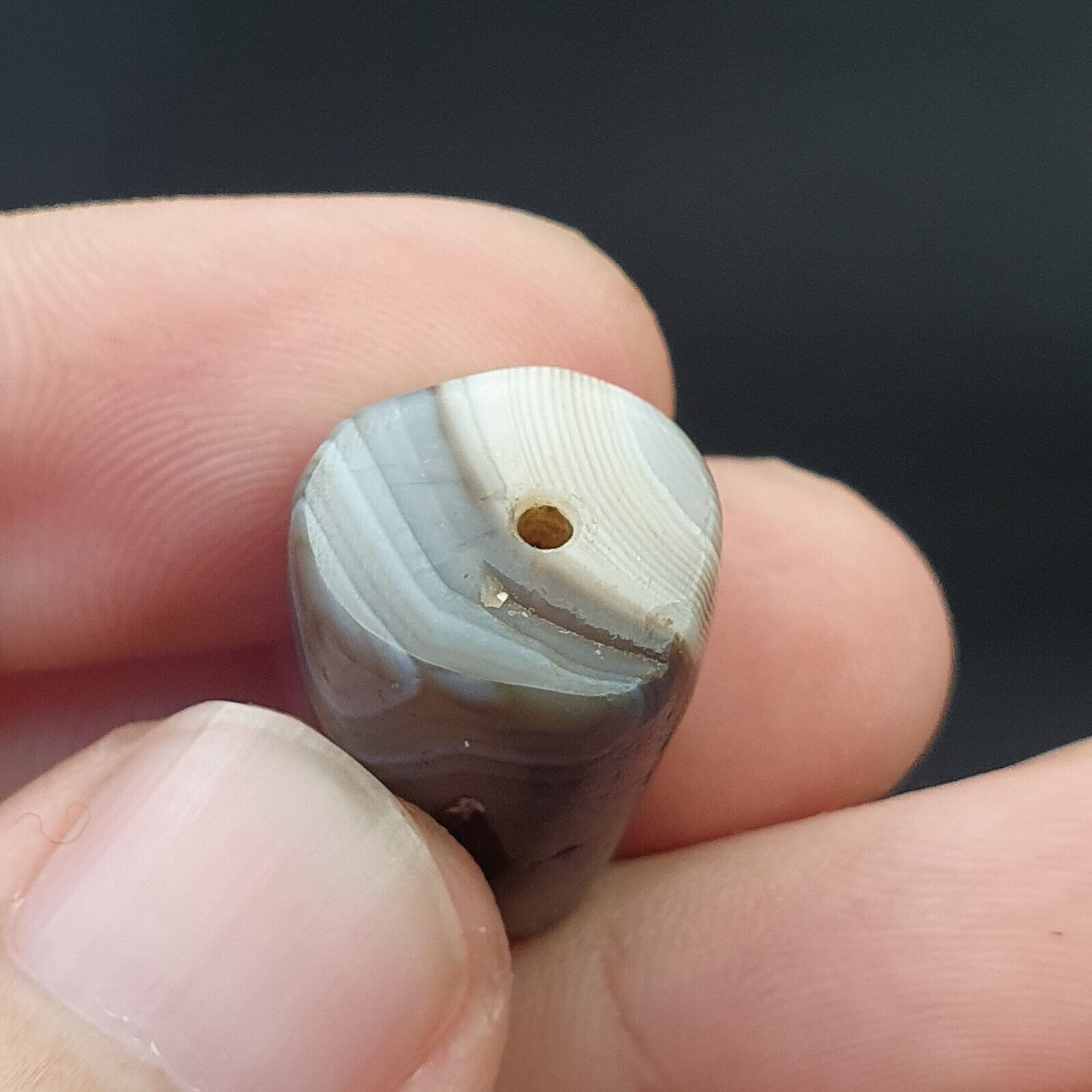 SL011 ancient old Antique Himalayan Indo Tibetan Eye Suleimany Bead