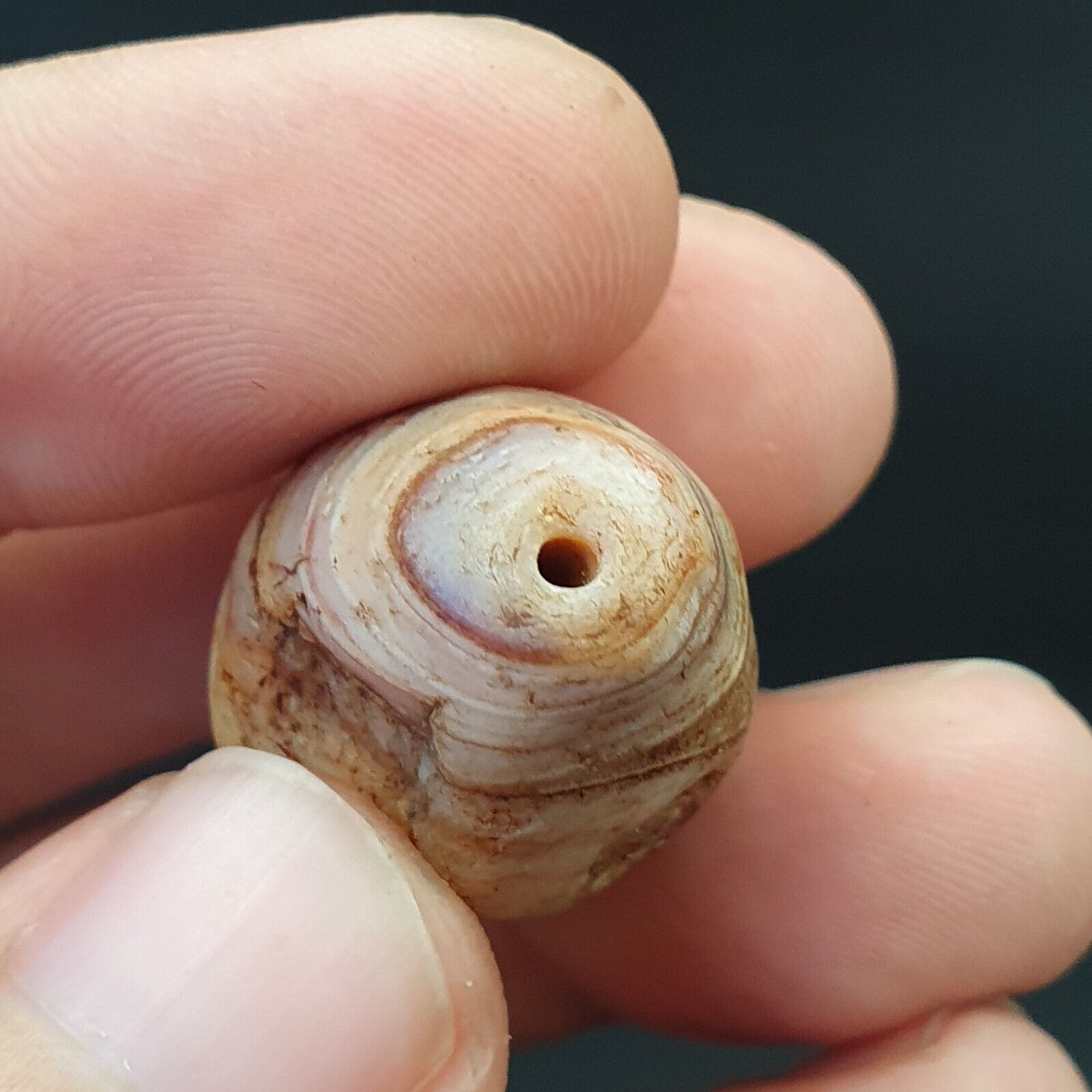 SL04 Wonderfully old Antique Himalayan Indo Tibetan Eye Suleimany Bead