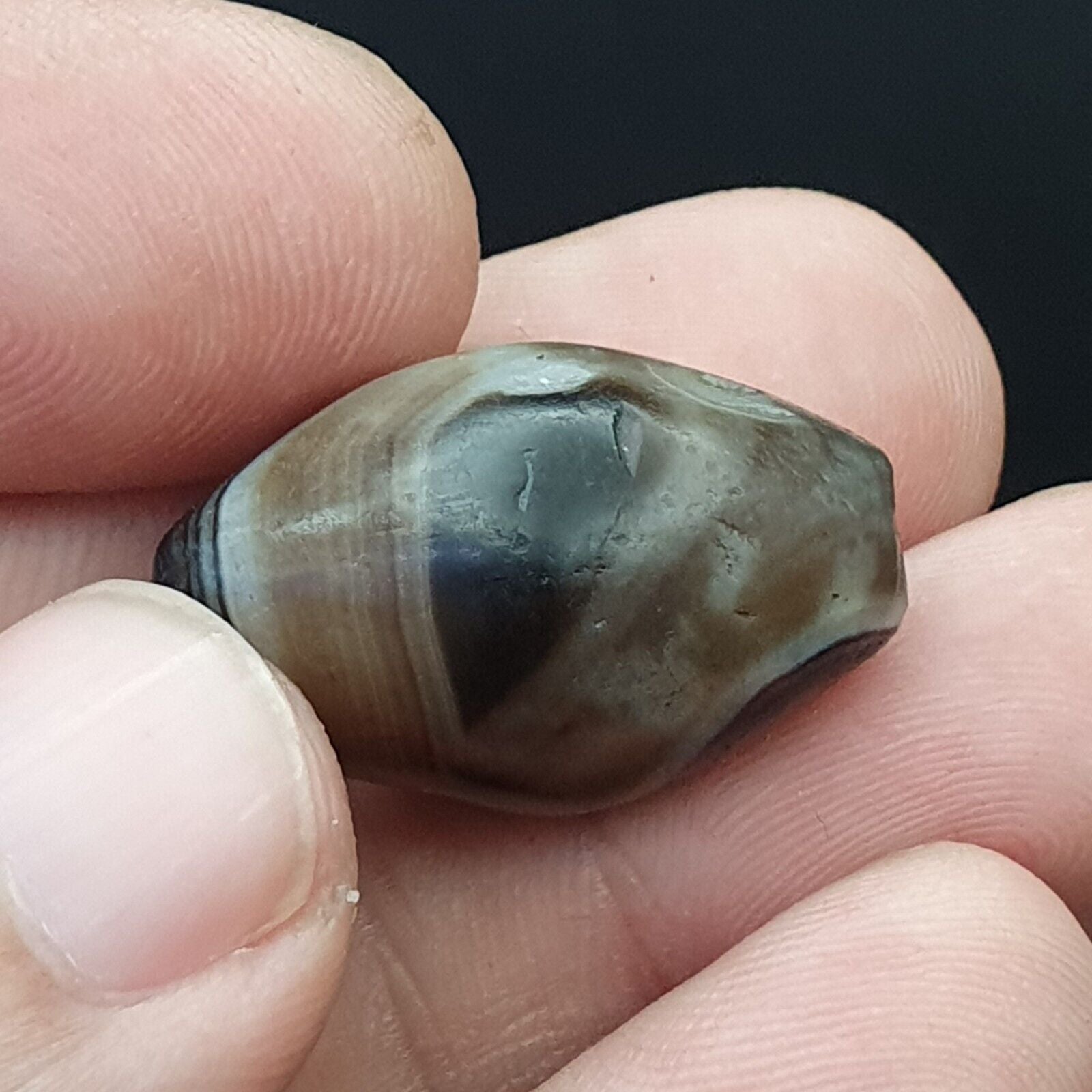 Wonderfully old Antique Himalayan Indo Tibetan Eye Suleimany Bead SL01
