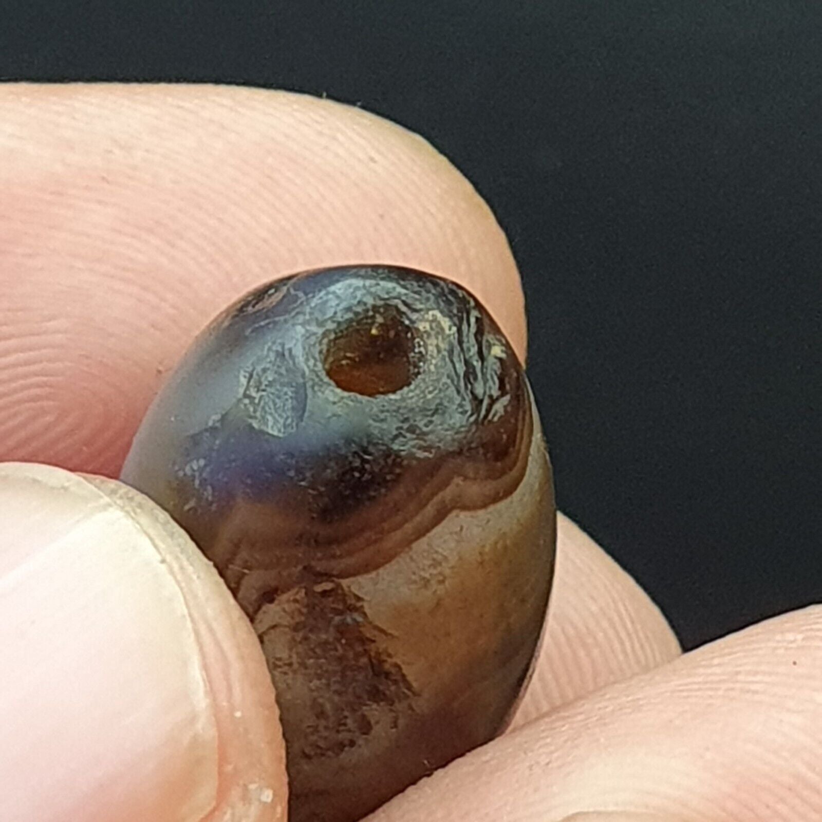 Wonderfully old Antique Himalayan Indo Tibetan Eye Suleimany Bead SL01