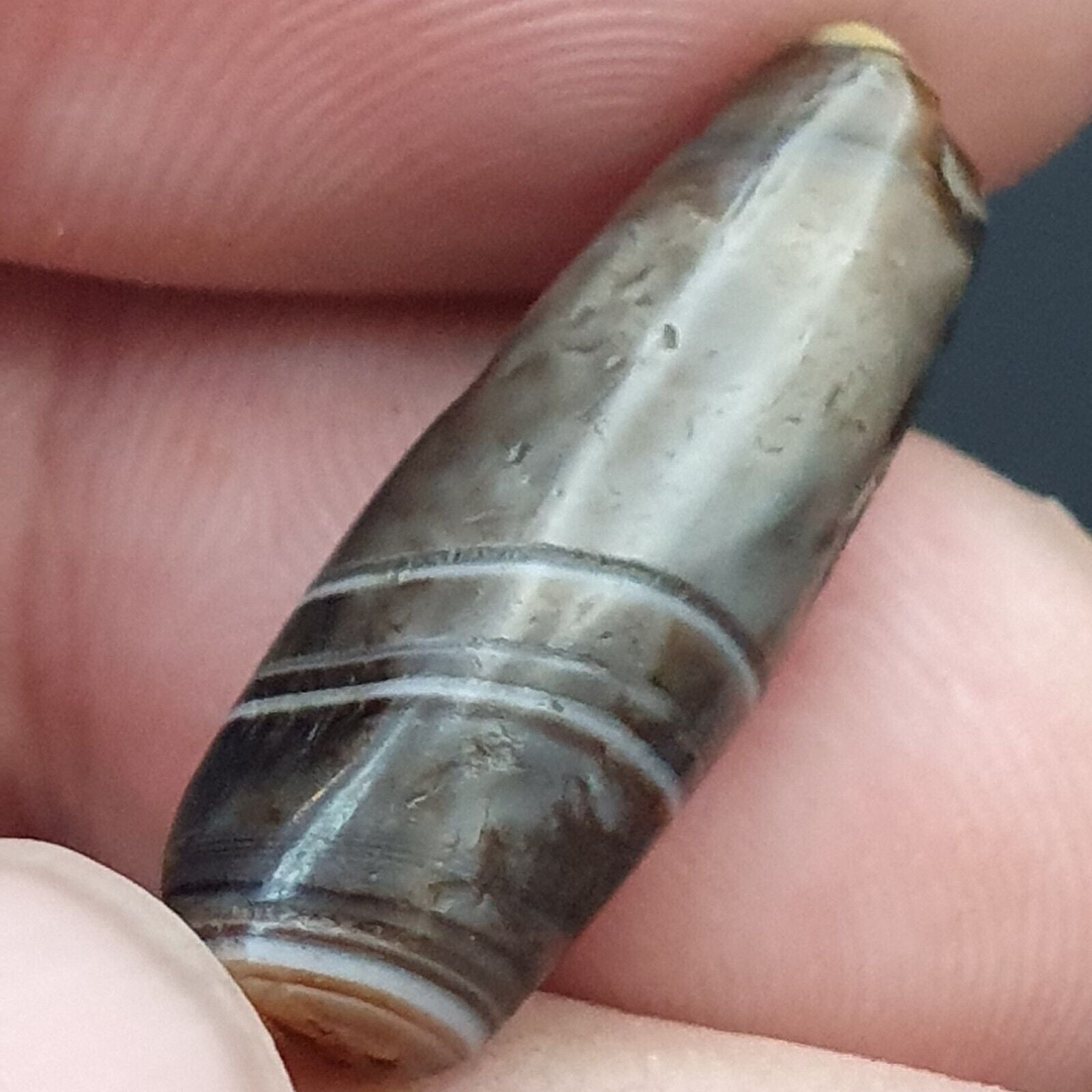 Midle eastern Agate old Antique Yemeni Agate Soleimani Bead SL022