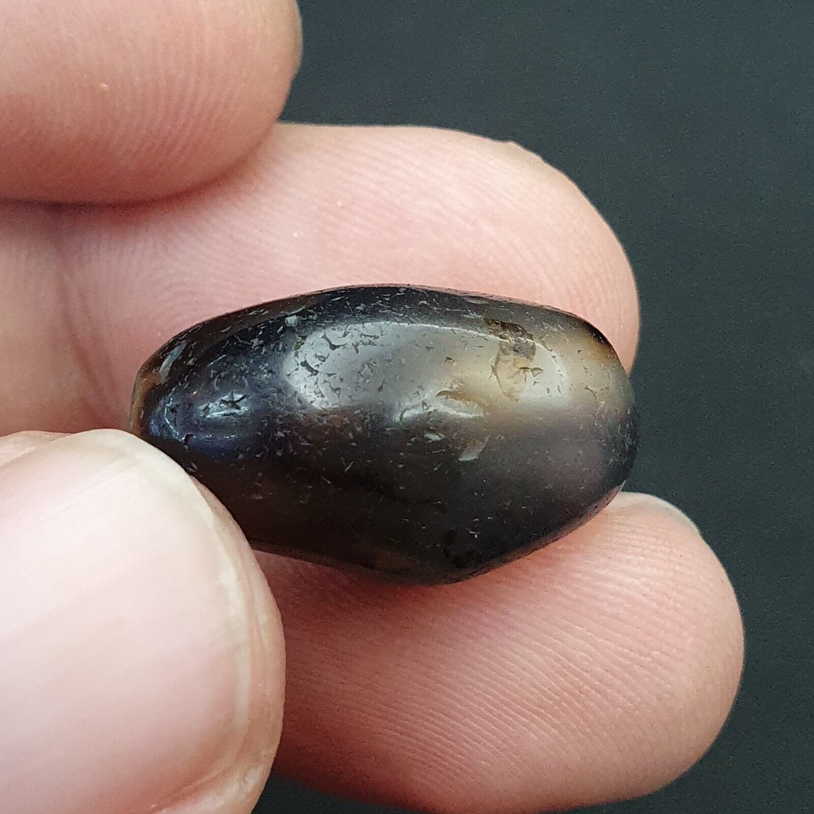 Antique Ancient Old Himalayan Soleimani Agate Bead Black and White  SL023