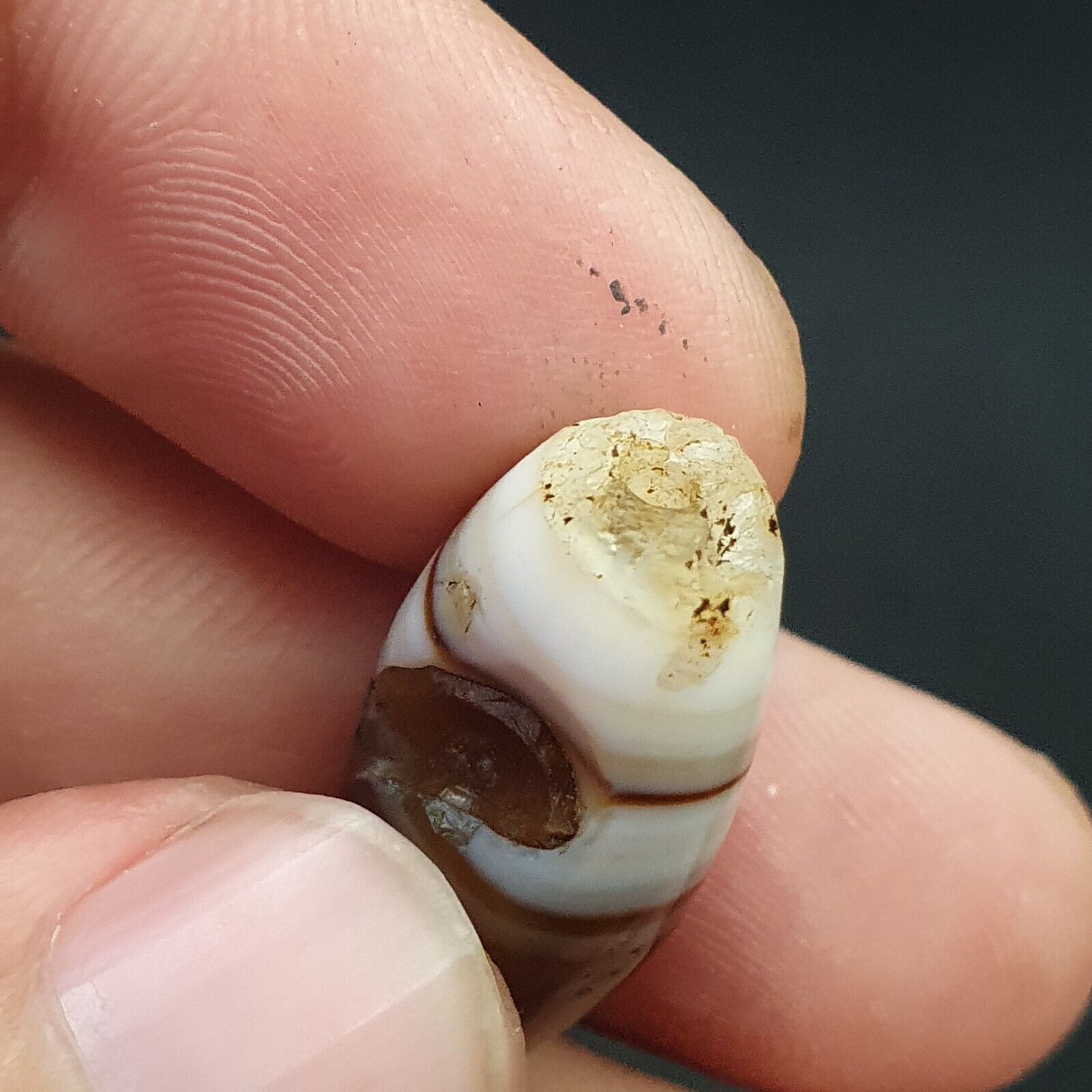 Midle eastern Agate old Antique Yemeni Agate Soleimani Bead SL020