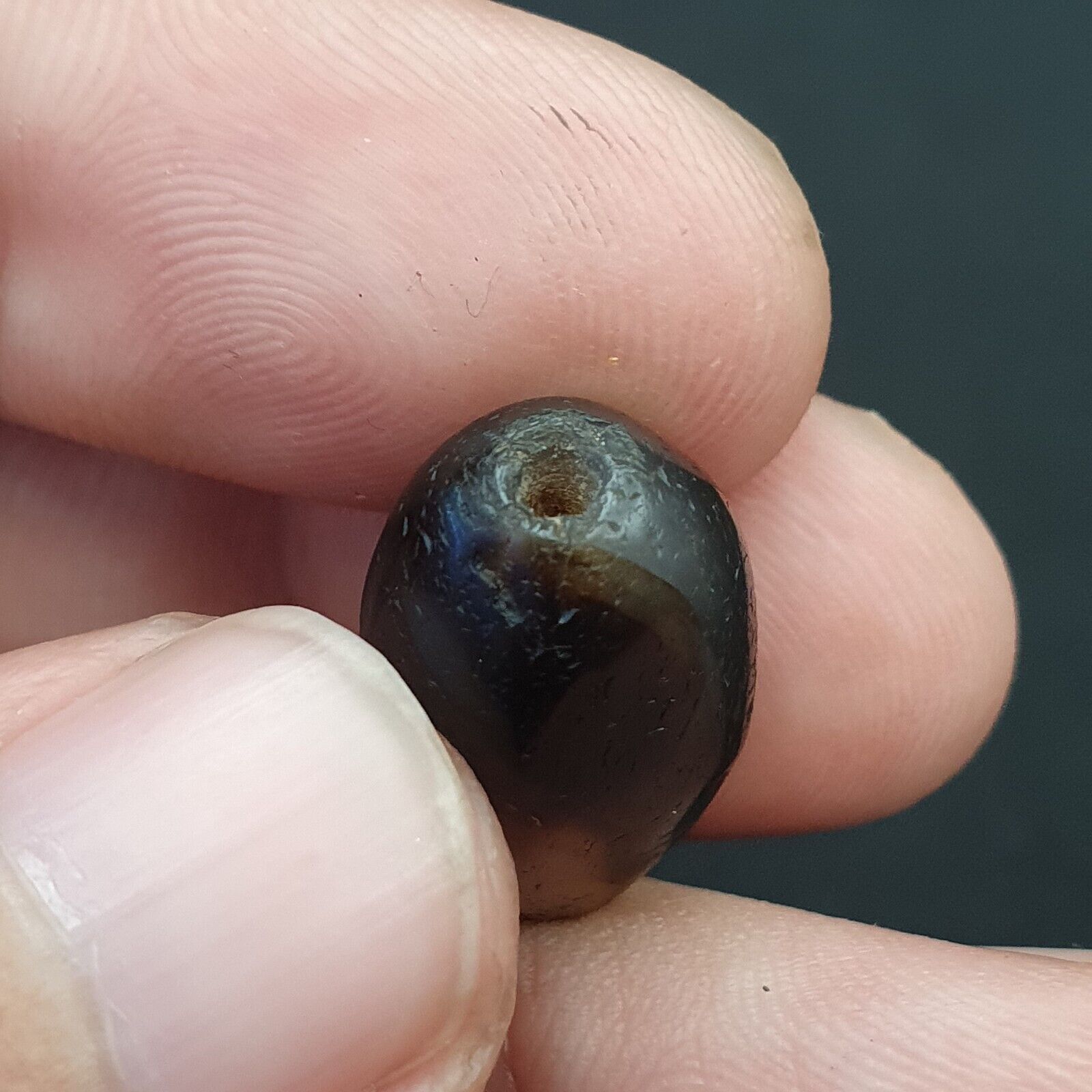 Antique Ancient Old Himalayan Soleimani Agate Bead Black and White  SL023