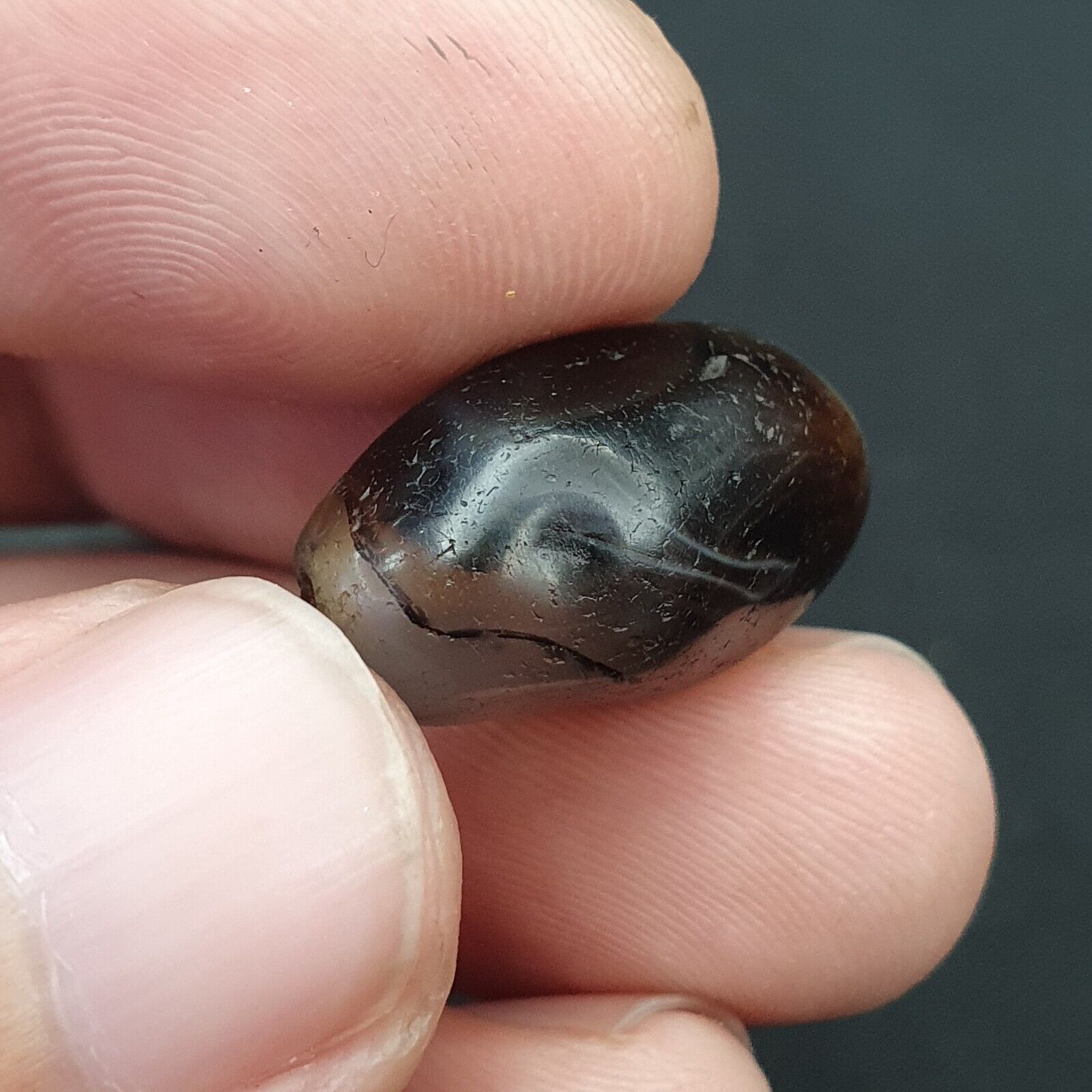 Antique Ancient Old Himalayan Soleimani Agate Bead Black and White  SL023