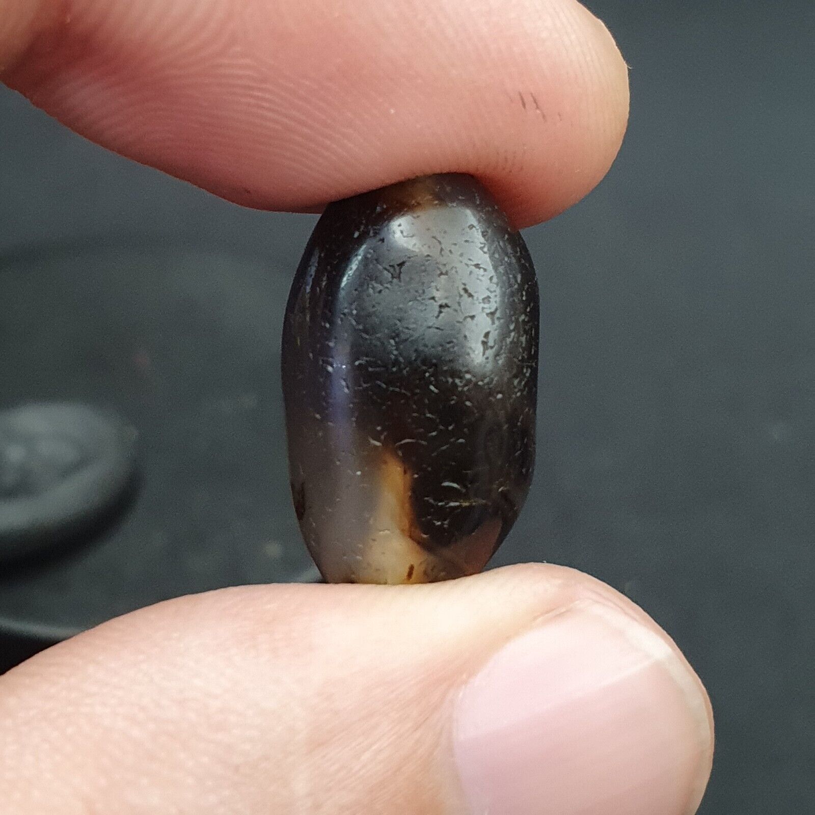 Antique Ancient Old Himalayan Soleimani Agate Bead Black and White  SL023