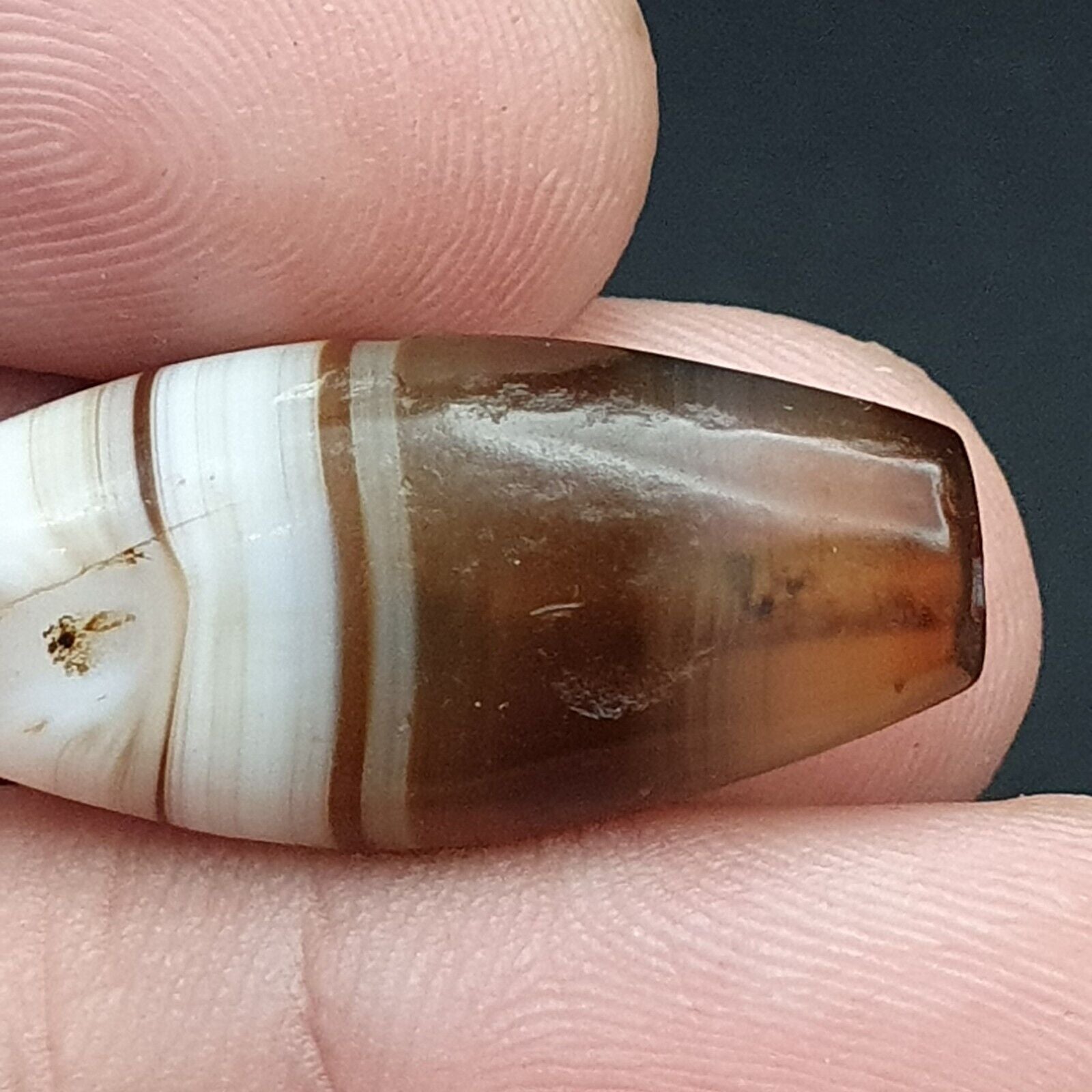 Midle eastern Agate old Antique Yemeni Agate Soleimani Bead SL020