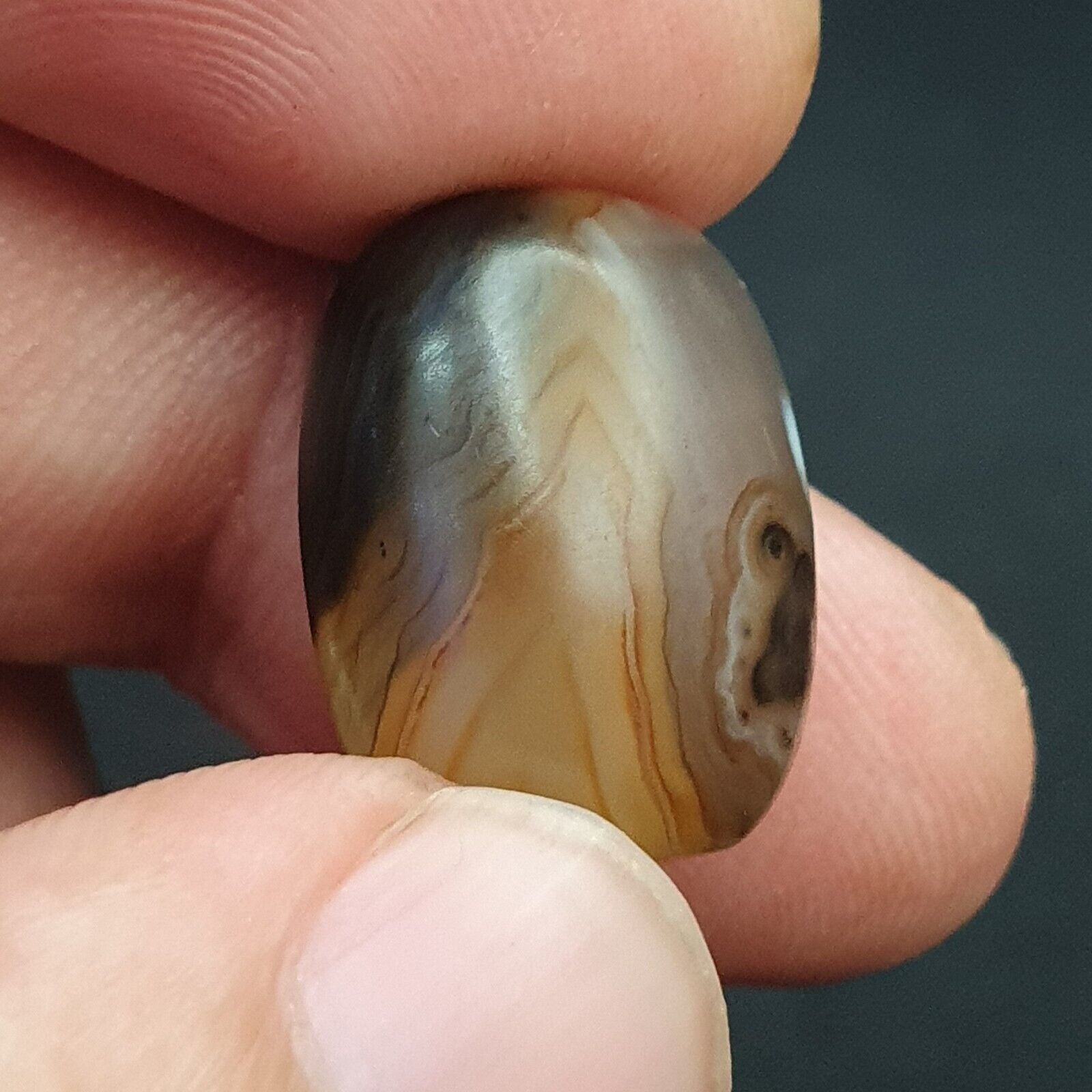Antique Ancient Old Himalayan Soleimani Agate Bead SL018