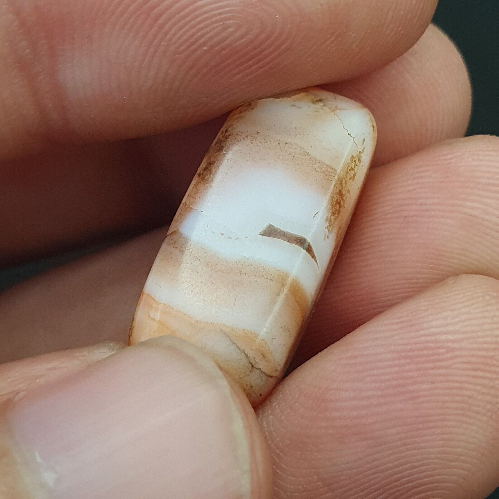 LOT  4 Middle eastern Agate old Antique Yemeni Agate Soleimani Beads SL029