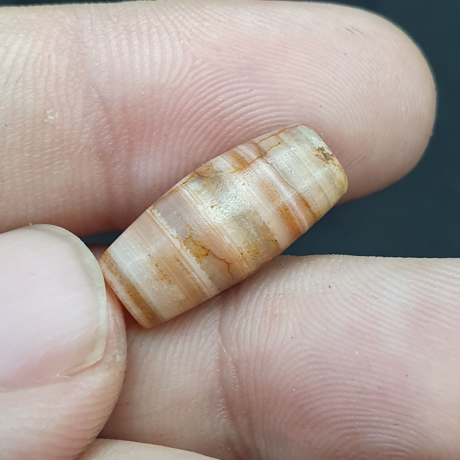 LOT  4 Middle eastern Agate old Antique Yemeni Agate Soleimani Beads SL029