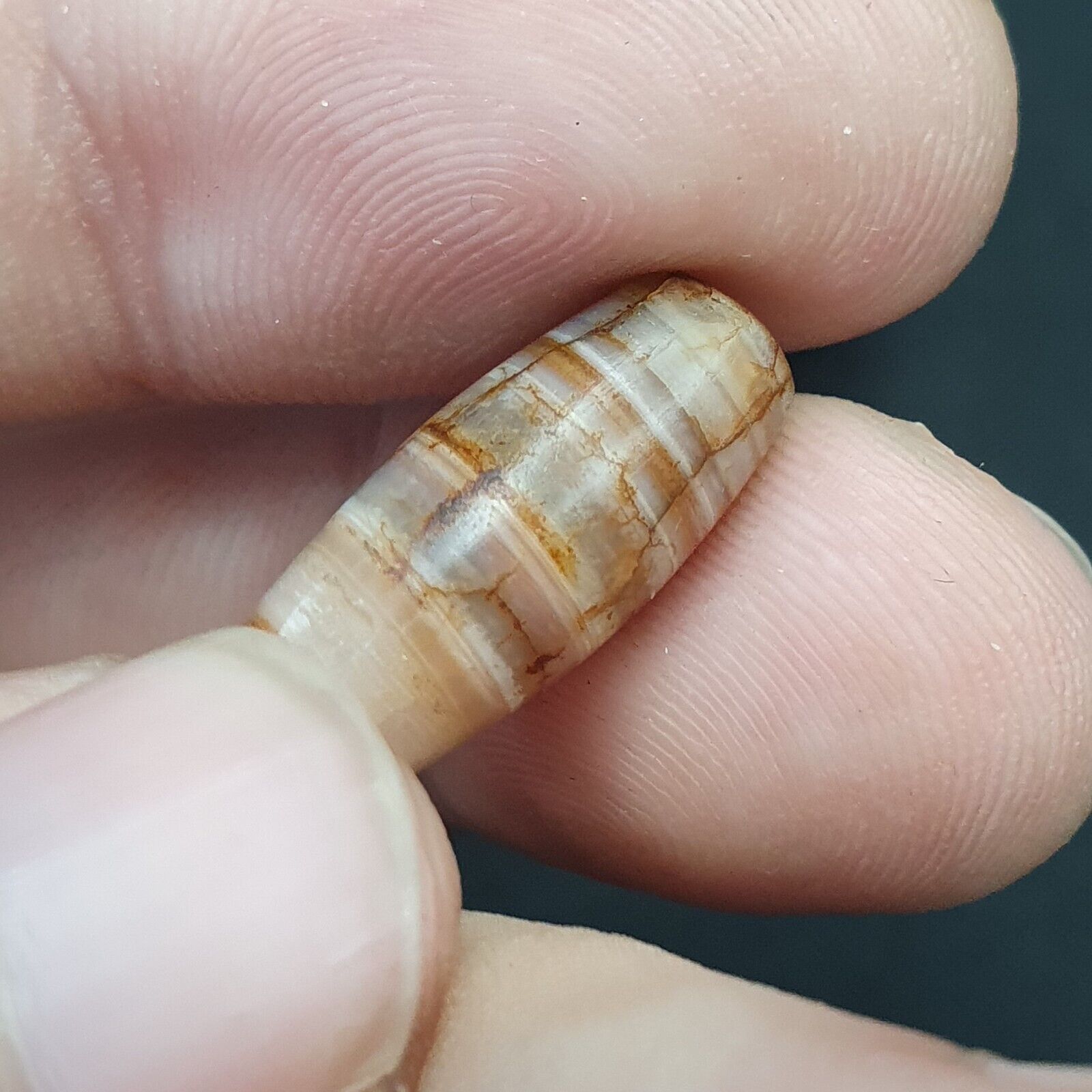 LOT  4 Middle eastern Agate old Antique Yemeni Agate Soleimani Beads SL029