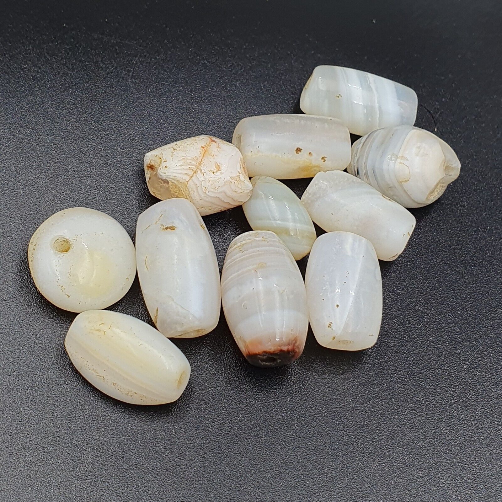 Lot 11 Antique Ancient Old Yemeni Soleimani Agate Bead White Agate   SL030