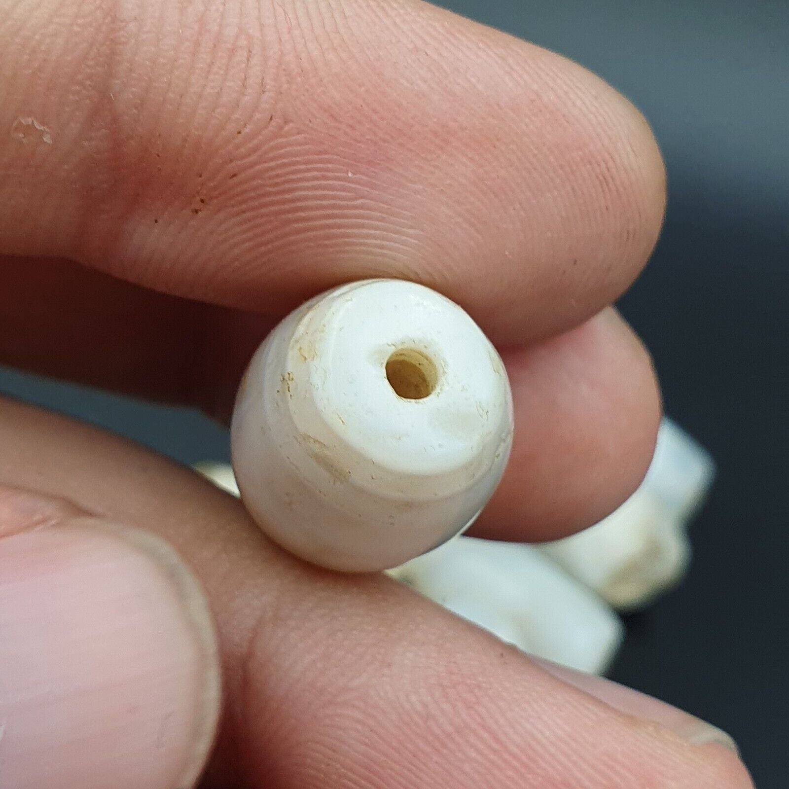 Lot 11 Antique Ancient Old Yemeni Soleimani Agate Bead White Agate   SL030