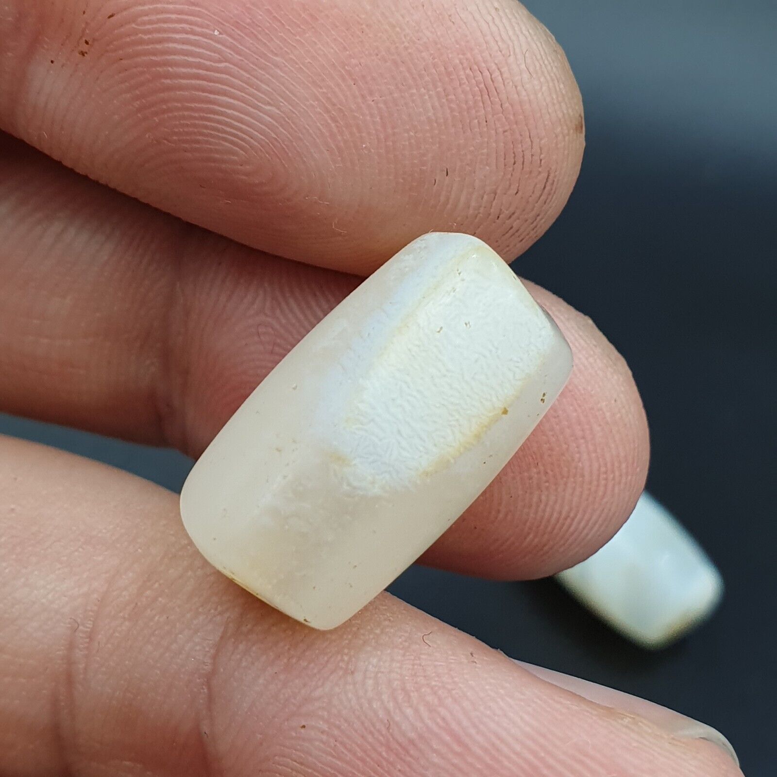 Lot 11 Antique Ancient Old Yemeni Soleimani Agate Bead White Agate   SL030