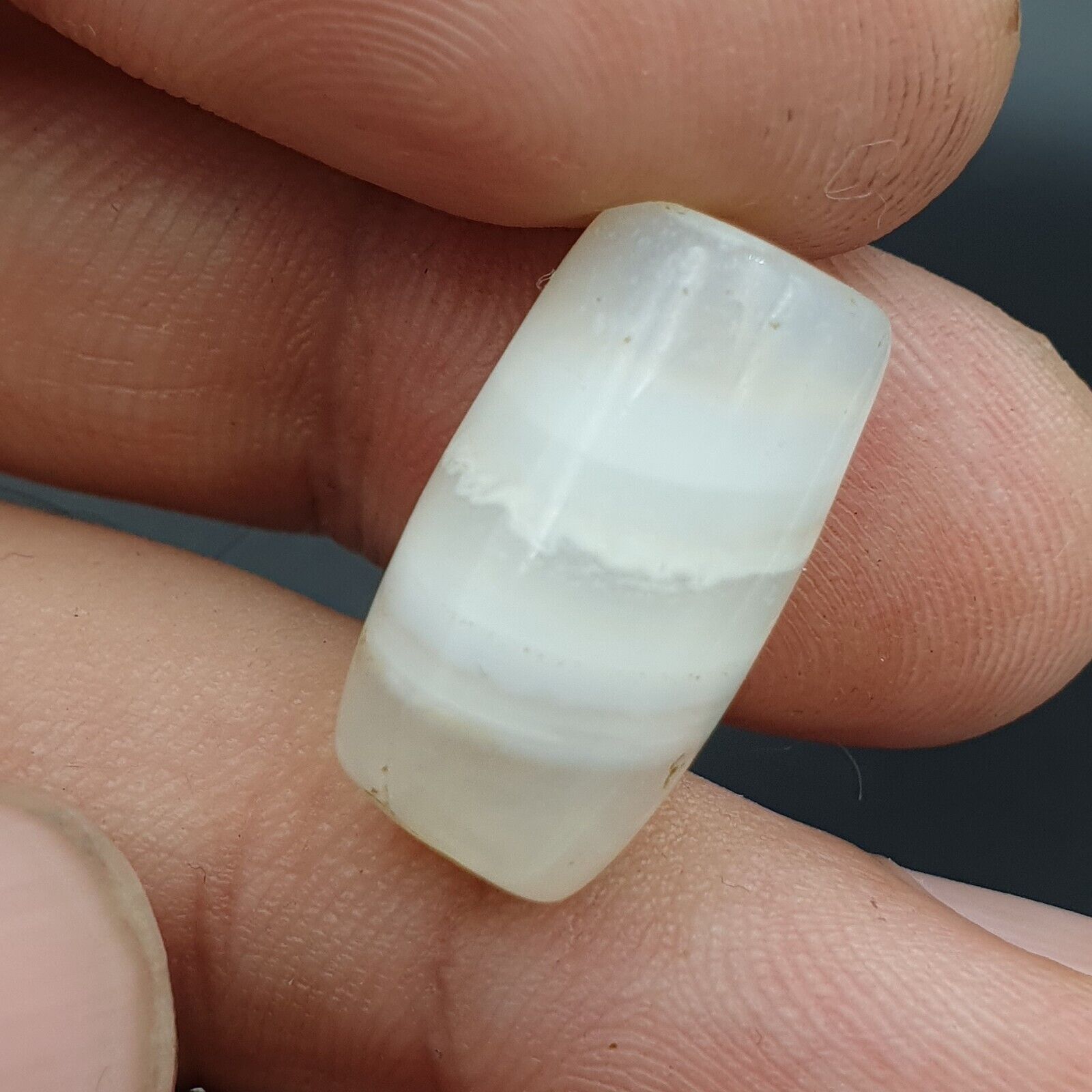 Lot 11 Antique Ancient Old Yemeni Soleimani Agate Bead White Agate   SL030