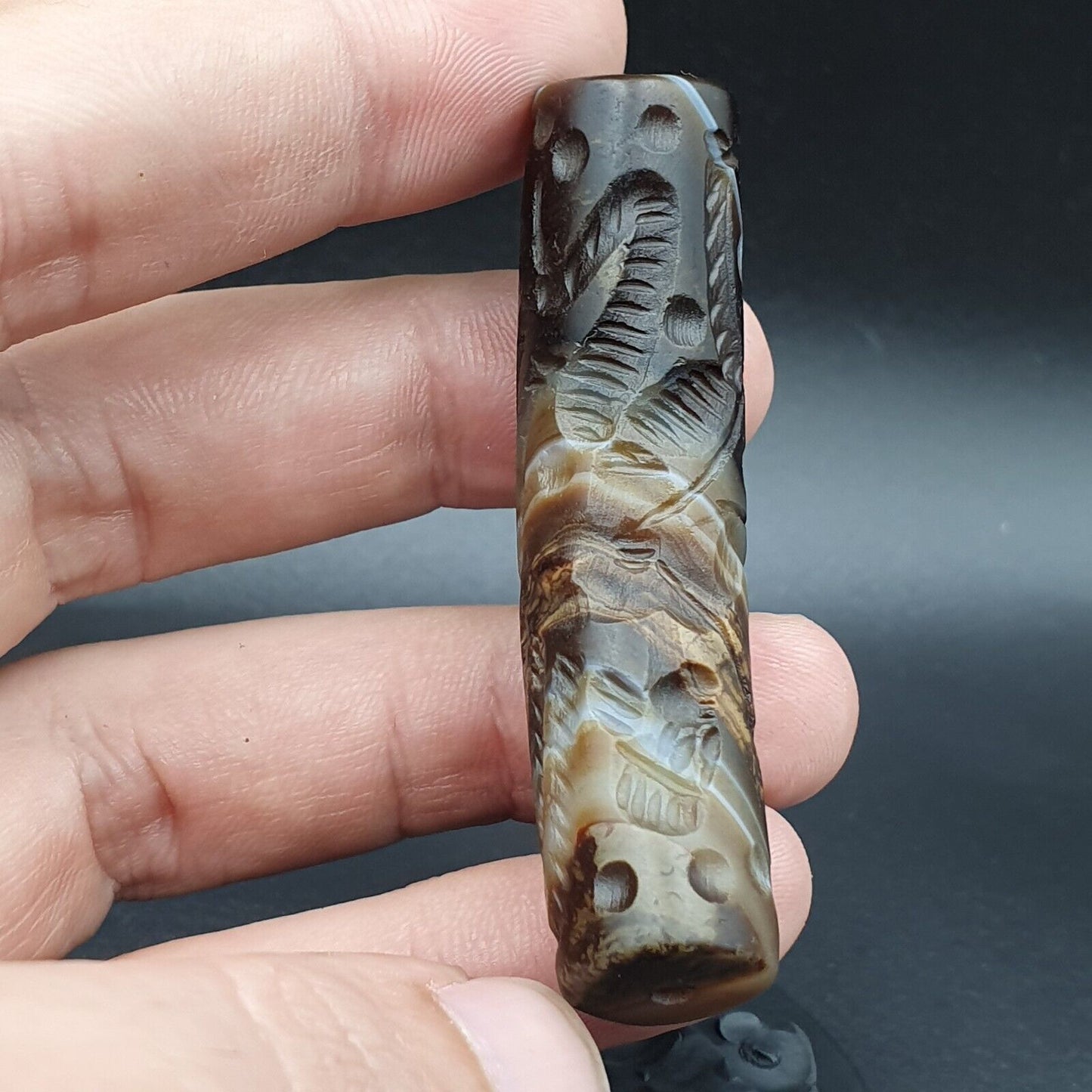 獨特古董近東老瑪瑙凹雕圓筒印章歷史珠護身符