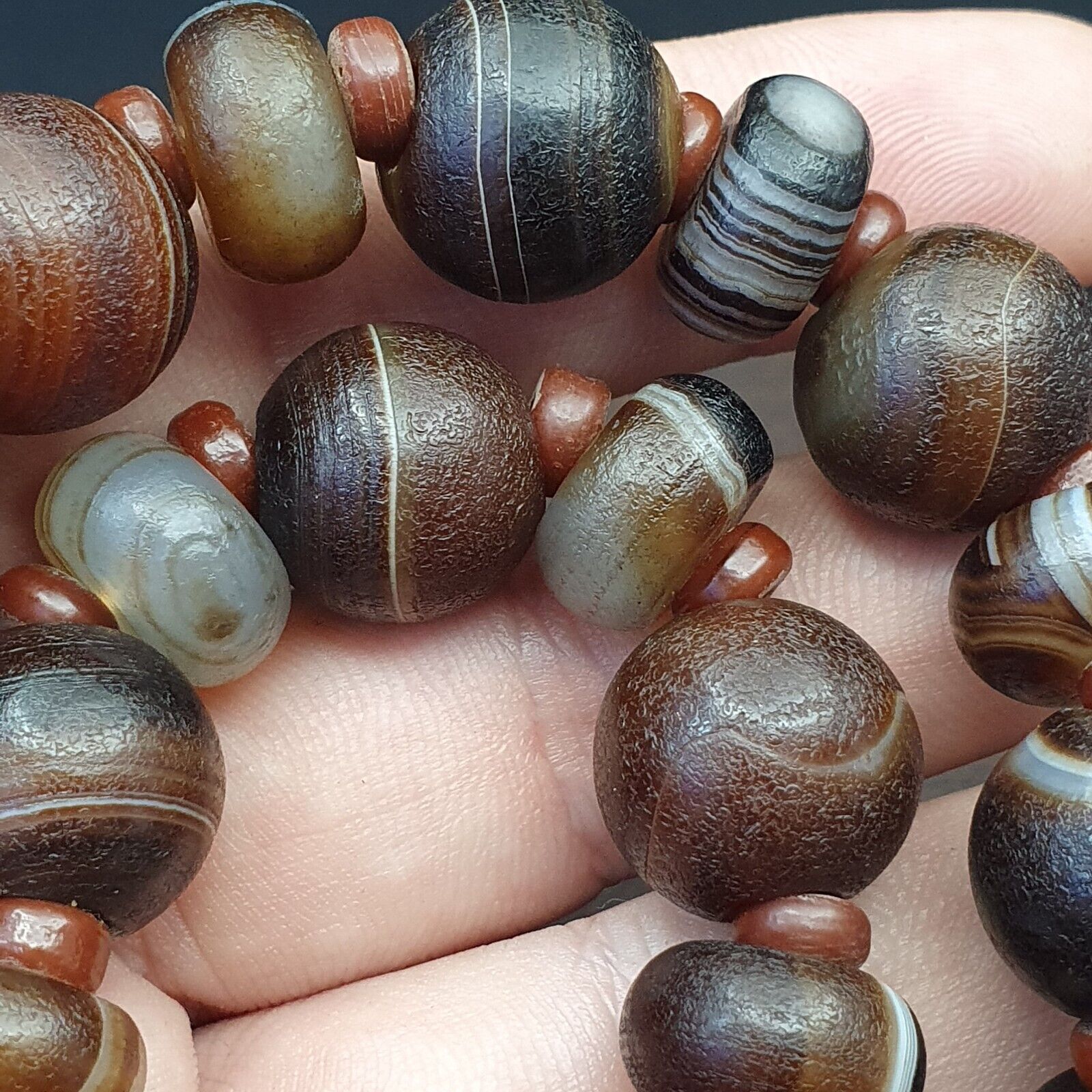 Old Himalayan Tibetan Natural Eyes Suleimani agate Beads Necklace