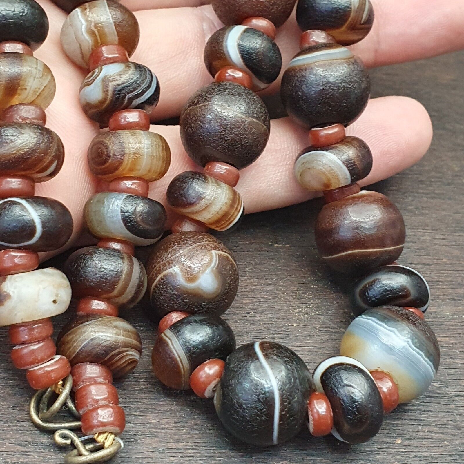 Old Himalayan Tibetan Natural Eyes Suleimani agate Beads Necklace