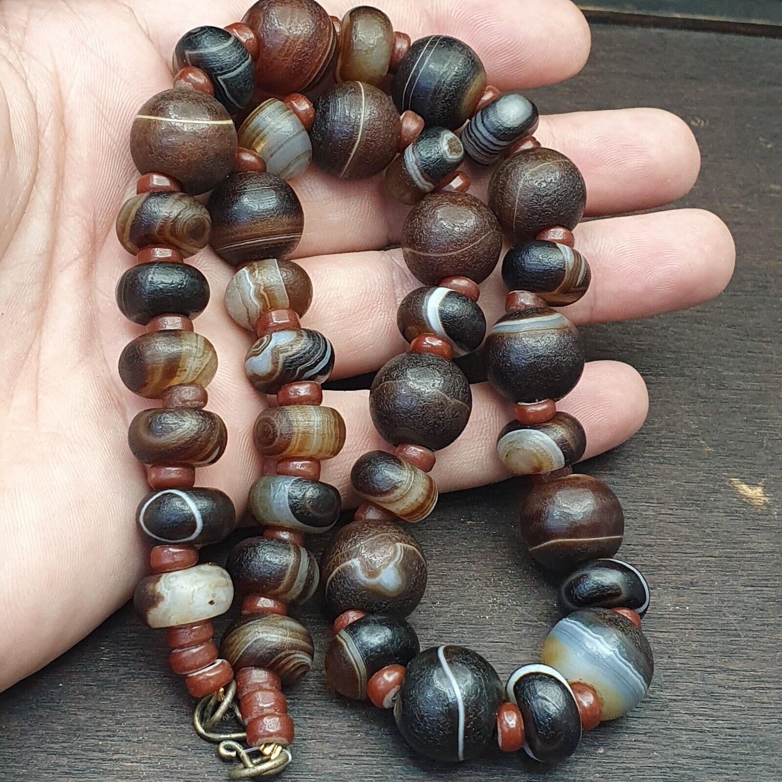 Old Himalayan Tibetan Natural Eyes Suleimani agate Beads Necklace