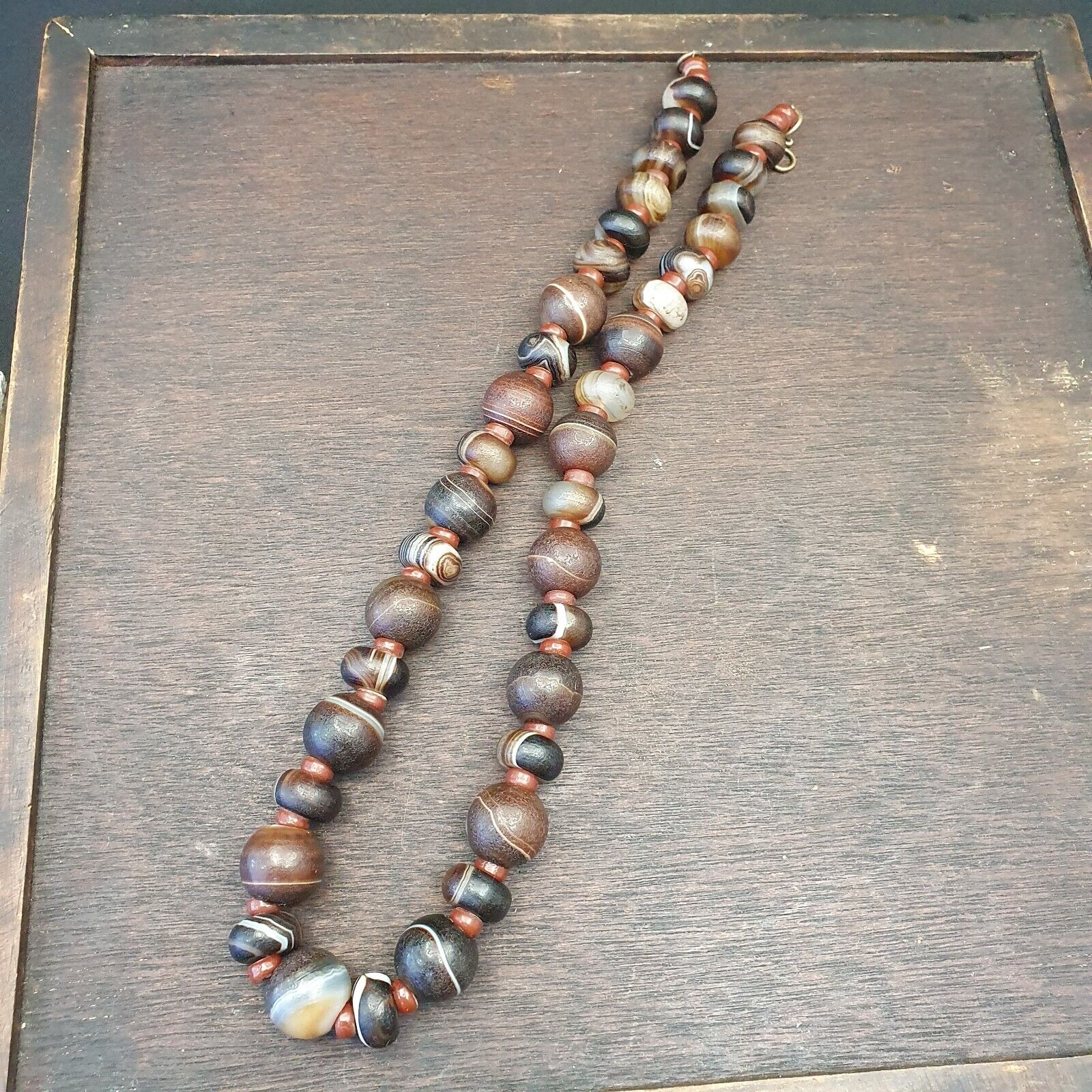 Old Himalayan Tibetan Natural Eyes Suleimani agate Beads Necklace