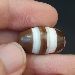 Antique Old Yemeni Agate Natural Rare pattern Banded Agate Beads 4 pieces