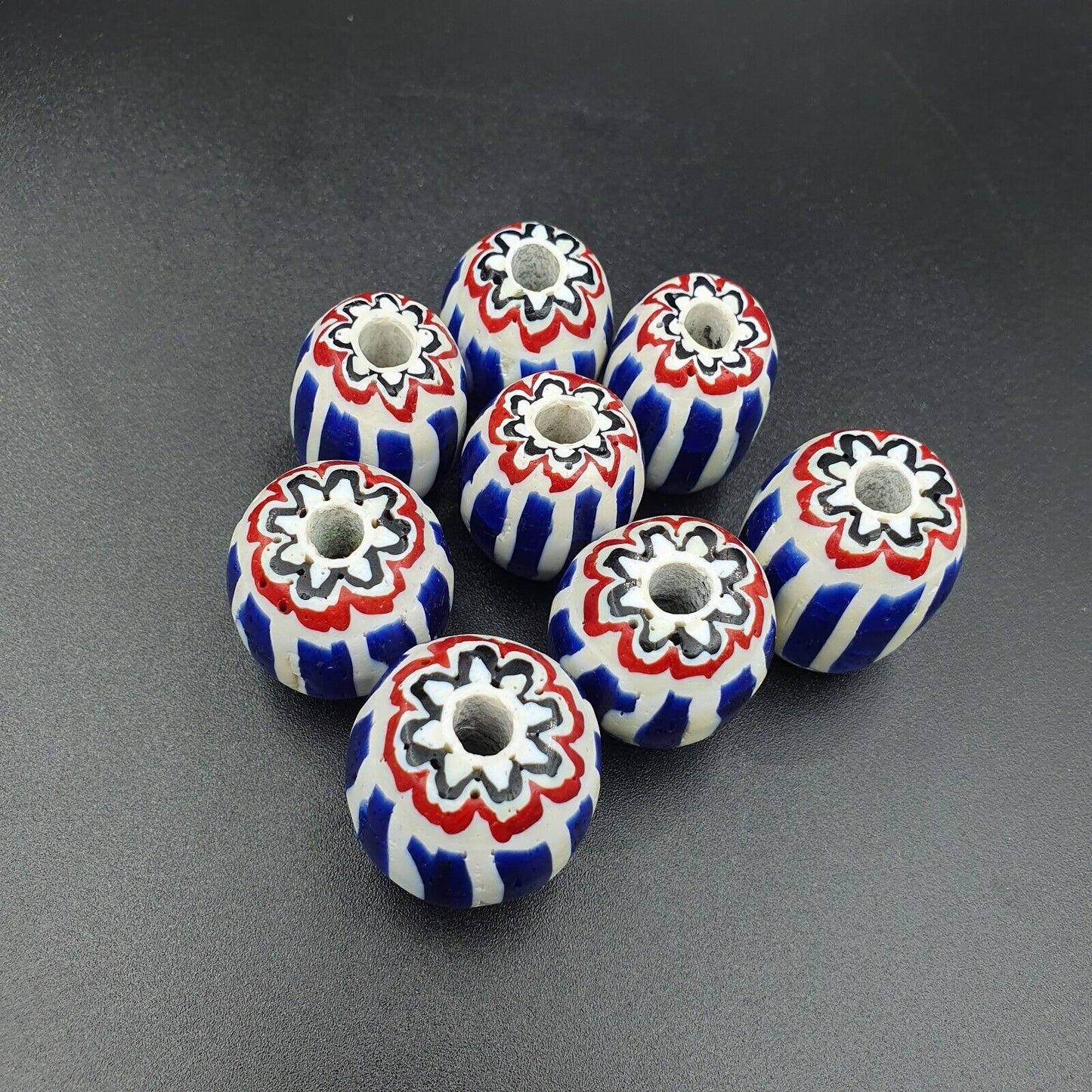 批量古董威尼斯風格非洲藍色玻璃 6 層 V 形珠 8 顆
