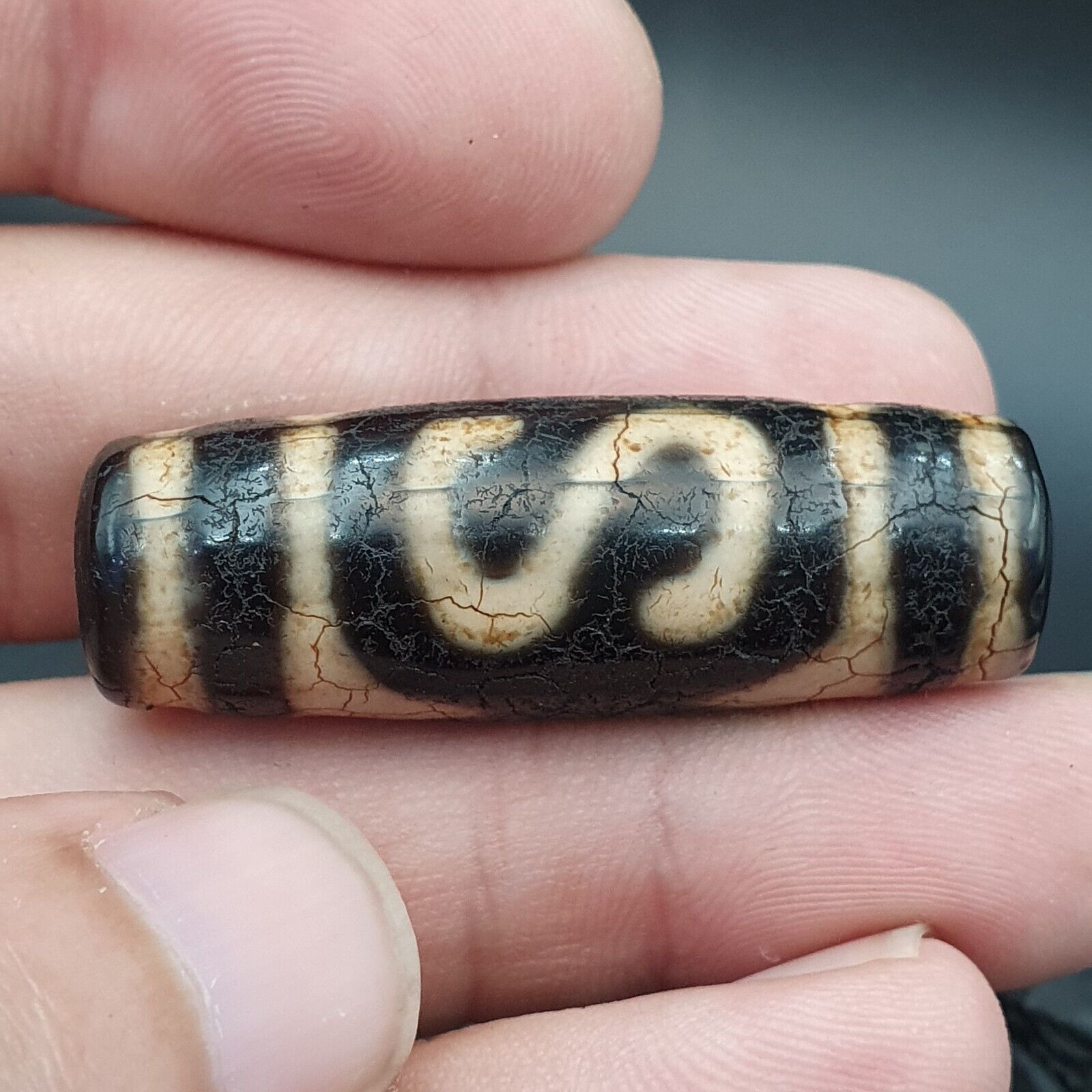 Himalayan Indo Tibetan Beautiful Agate Unique Pattern Dzi Amulet Bead BD1011