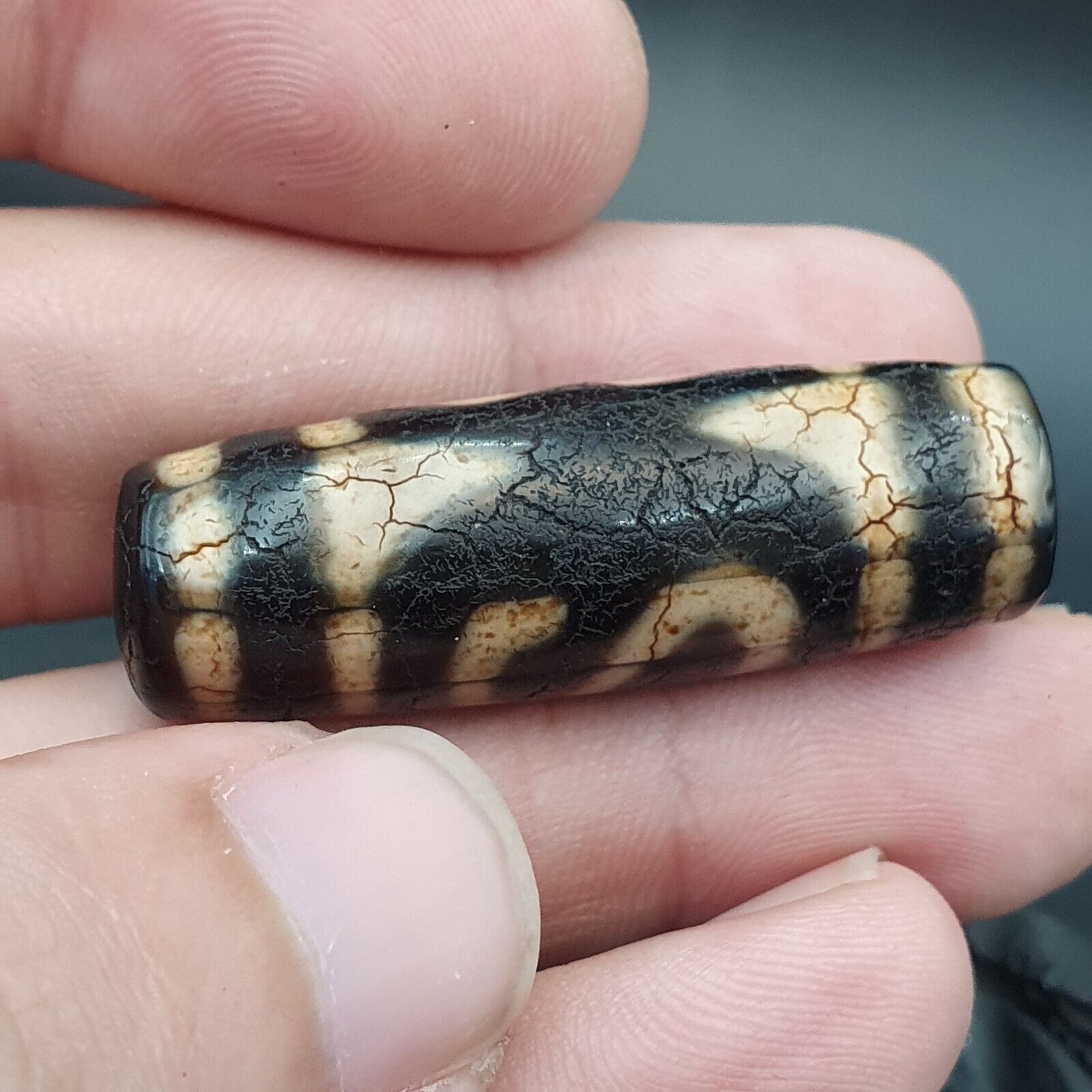 Himalayan Indo Tibetan Beautiful Agate Unique Pattern Dzi Amulet Bead BD1011