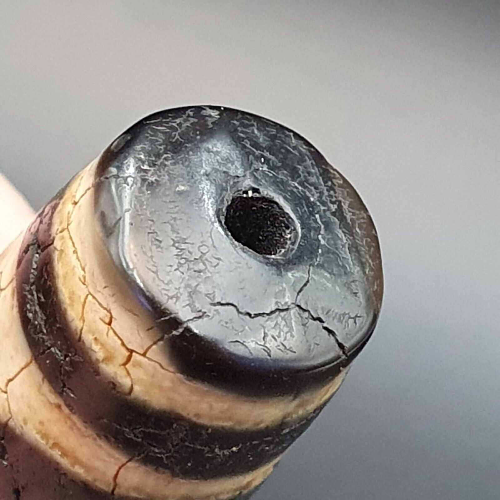 Himalayan Indo Tibetan Beautiful Agate Unique Pattern Dzi Amulet Bead BD1011