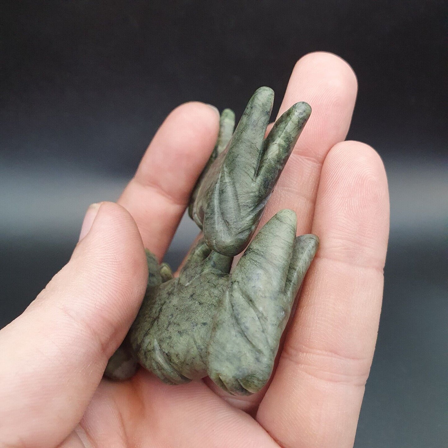 古董中國古代雕刻玉石神秘動物玉吊墜