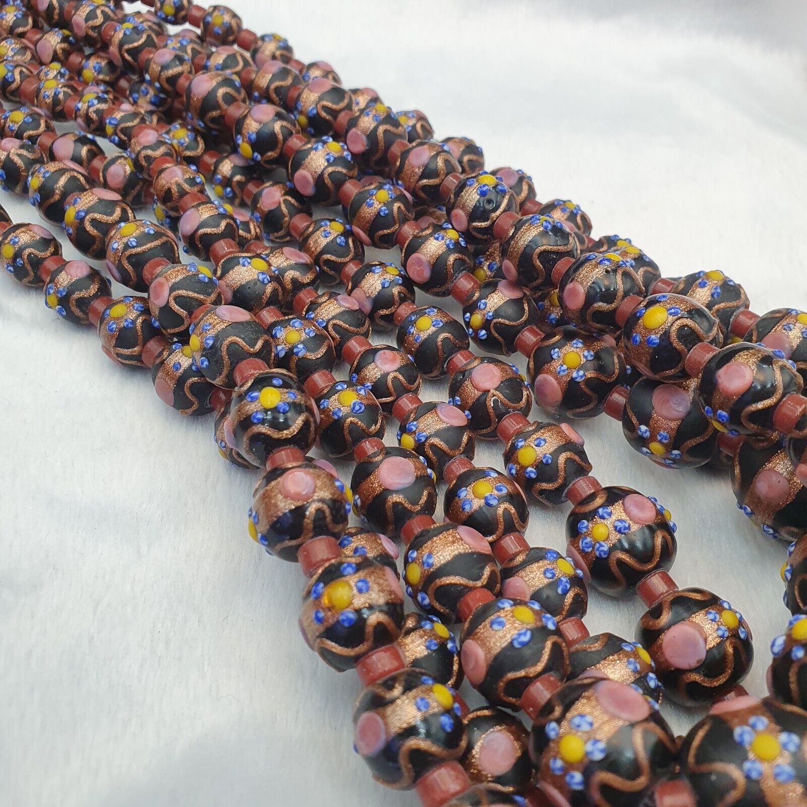 VINTAGE BEAUTIFUL MURANOI ART Fancy 13-18MM Aventurine GLASS BEADS Strand