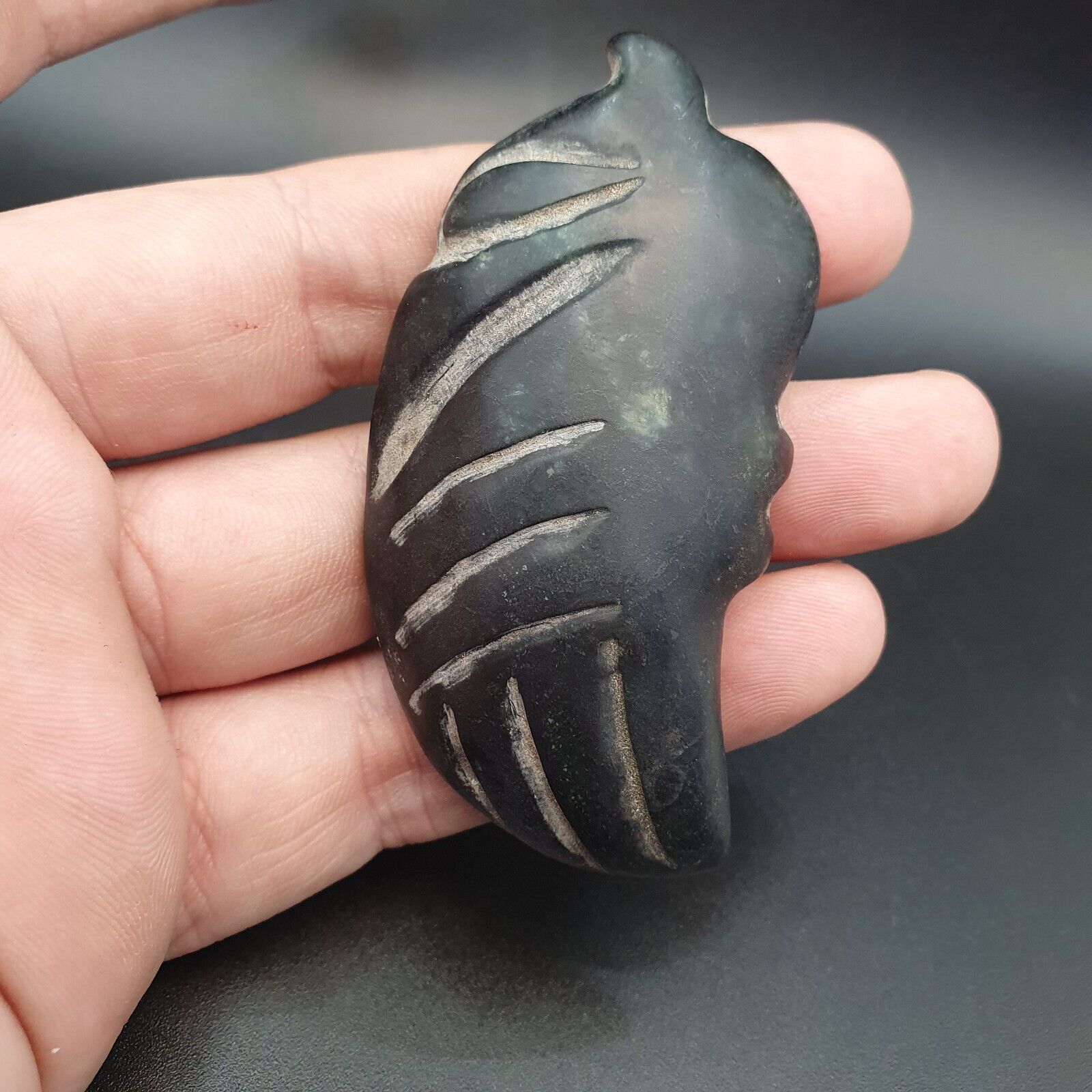 Antique Chinese Song Dynasty Carving Jade Stone Hand carved green Jade pendent