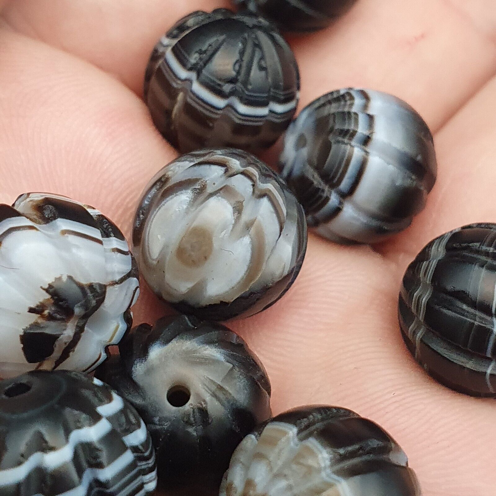 Lot 12 Himalayan indo Tibetan Black Agate Beads Soleimani melon Shape Agate Bead
