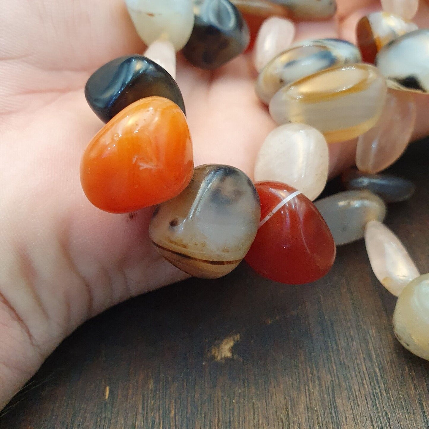 Chinesische tibetische Karneol-Perlen-Halskette. Achat-Perlen-Halskette mit silbernem Verschluss