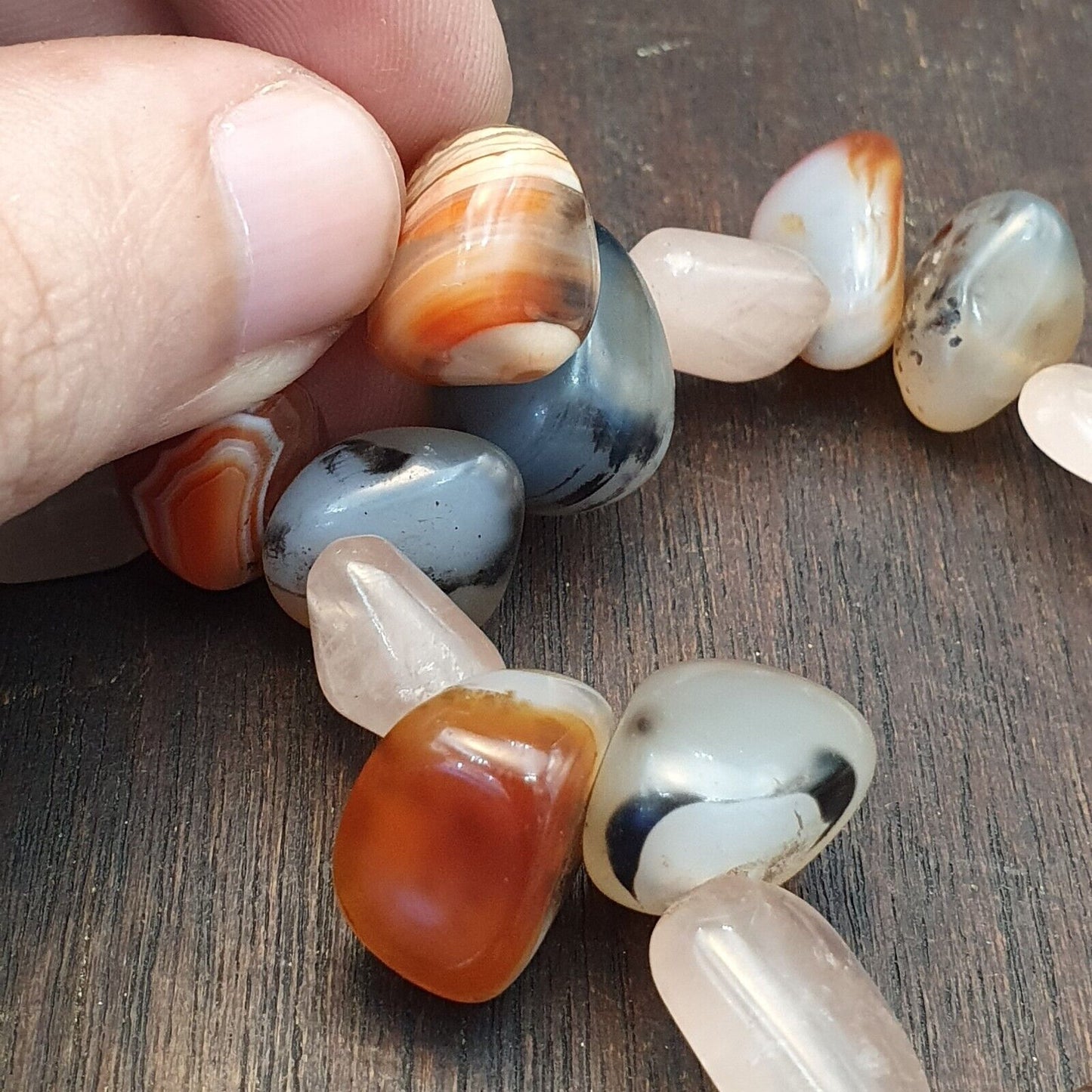 Chinesische tibetische Karneol-Perlen-Halskette. Achat-Perlen-Halskette mit silbernem Verschluss