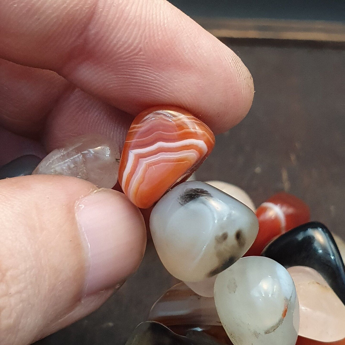 Chinesische tibetische Karneol-Perlen-Halskette. Achat-Perlen-Halskette mit silbernem Verschluss