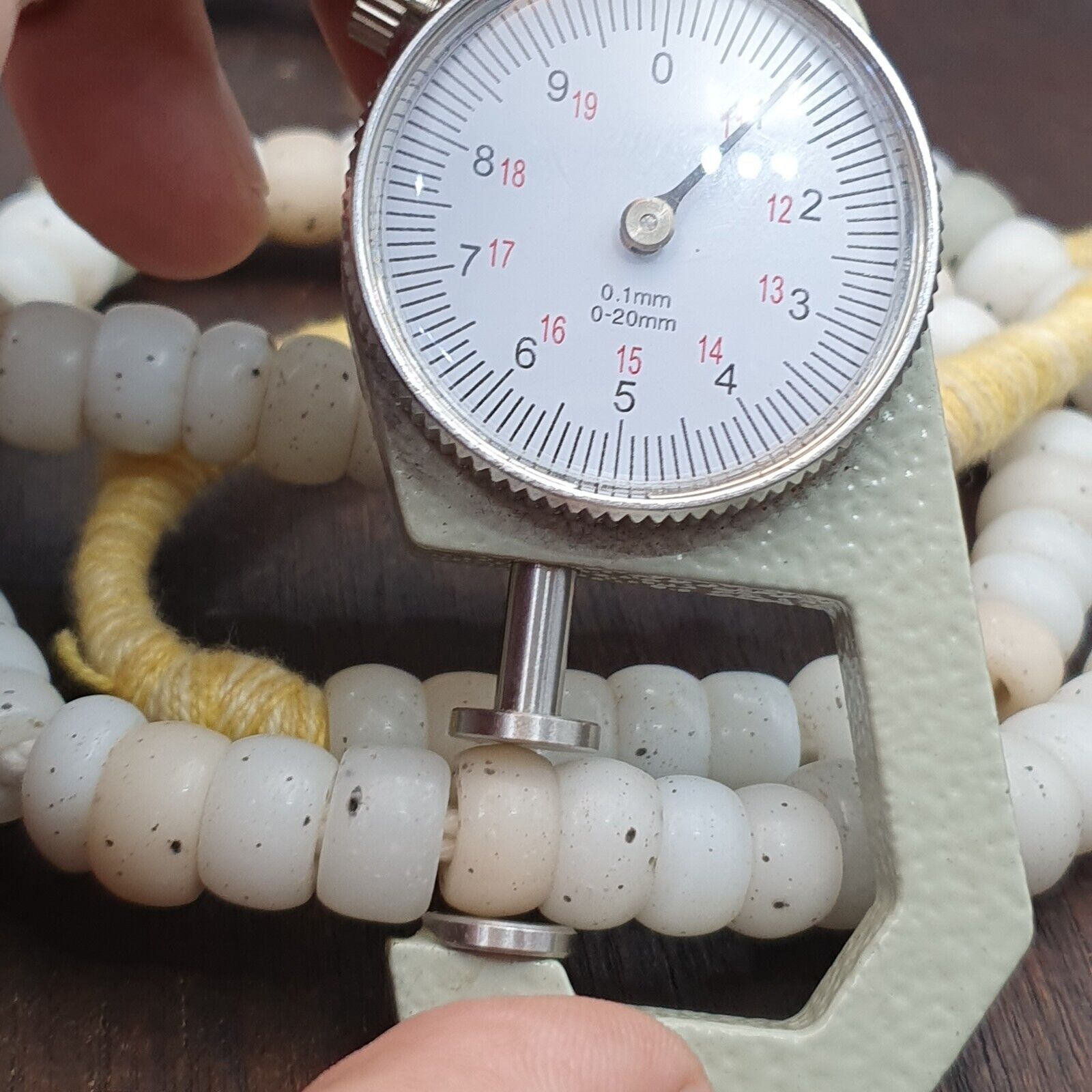 Vintage OLD AFRICAN White GLASS ANTIQUE BEADS 11-11.5MM 100+ beads Strand