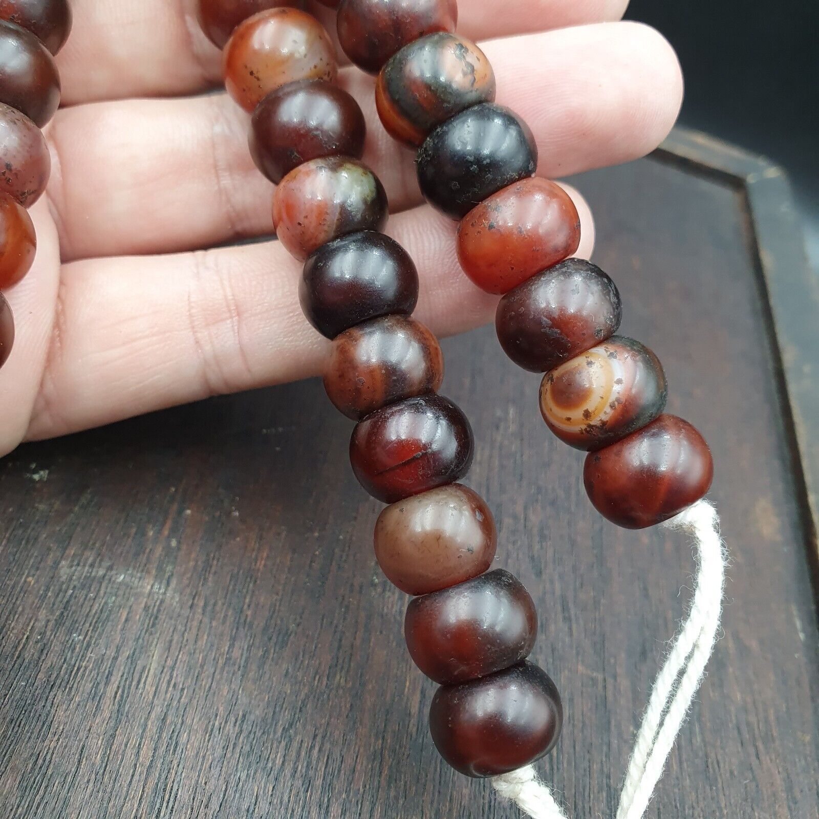 Vintage beads antique Indo Tibetan Himalayan Tibetan Agate necklace 14MM