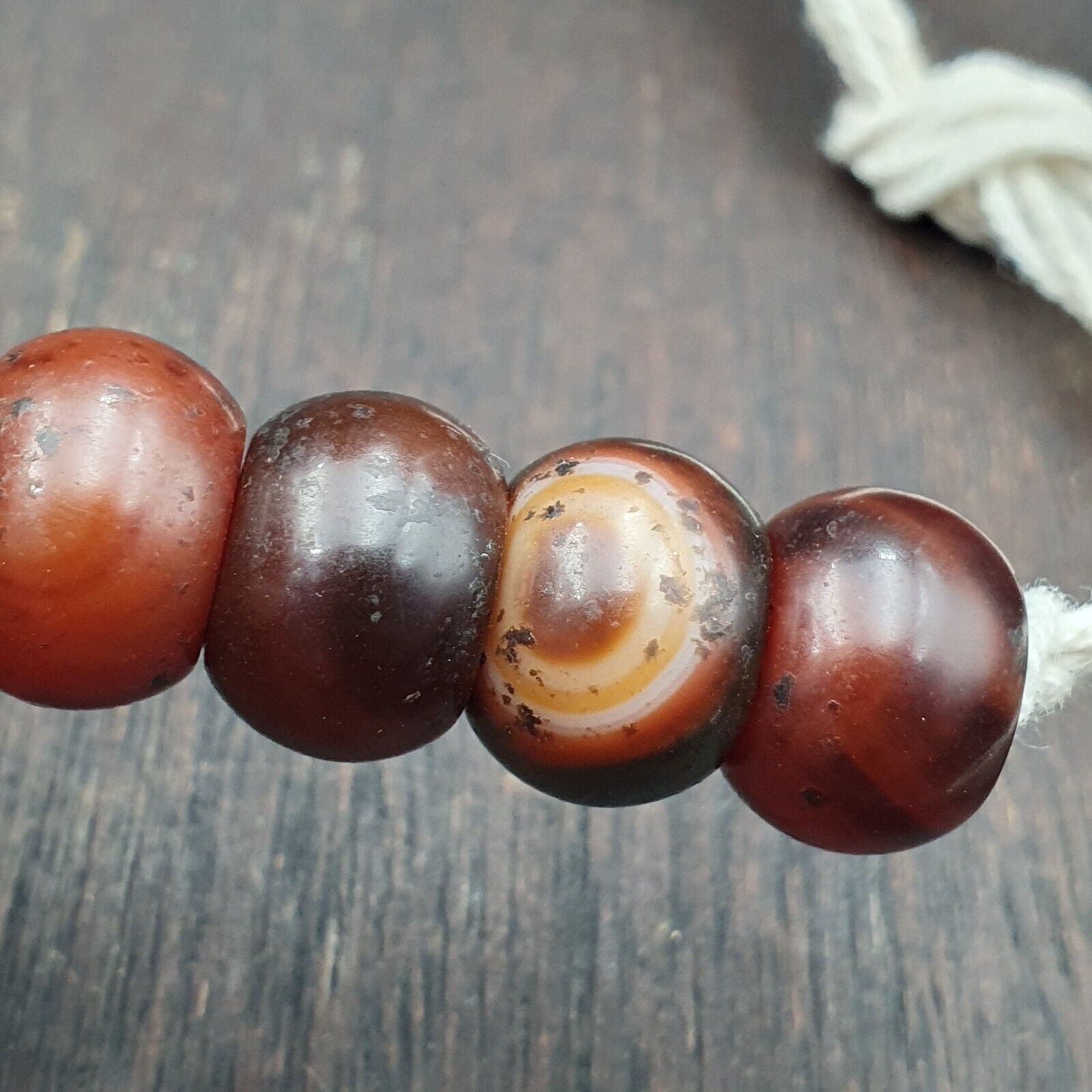 Vintage beads antique Indo Tibetan Himalayan Tibetan Agate necklace 14MM