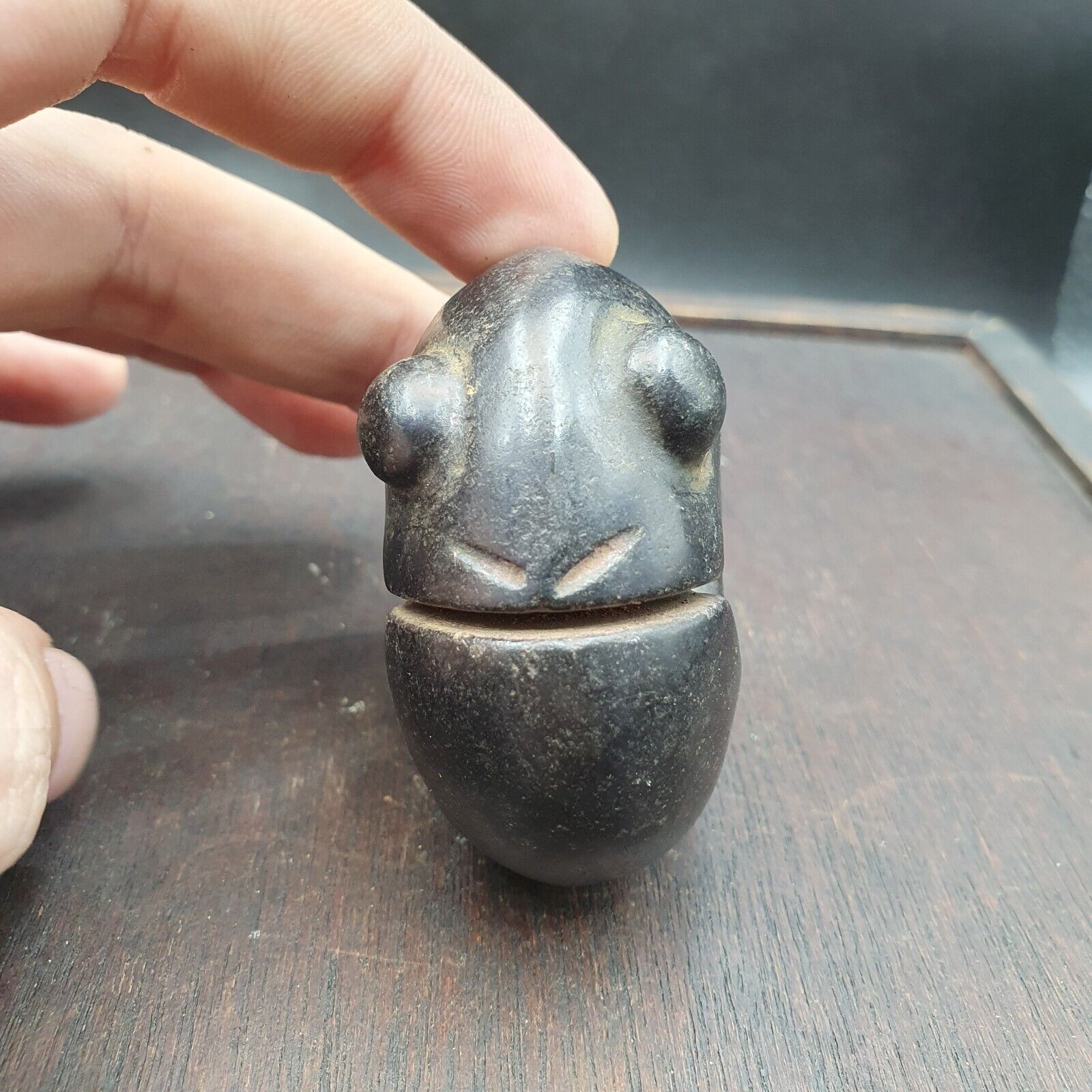 Antique Black Stone Jade Stone hand carved Amulet Pendant Bead Magnetic Stone