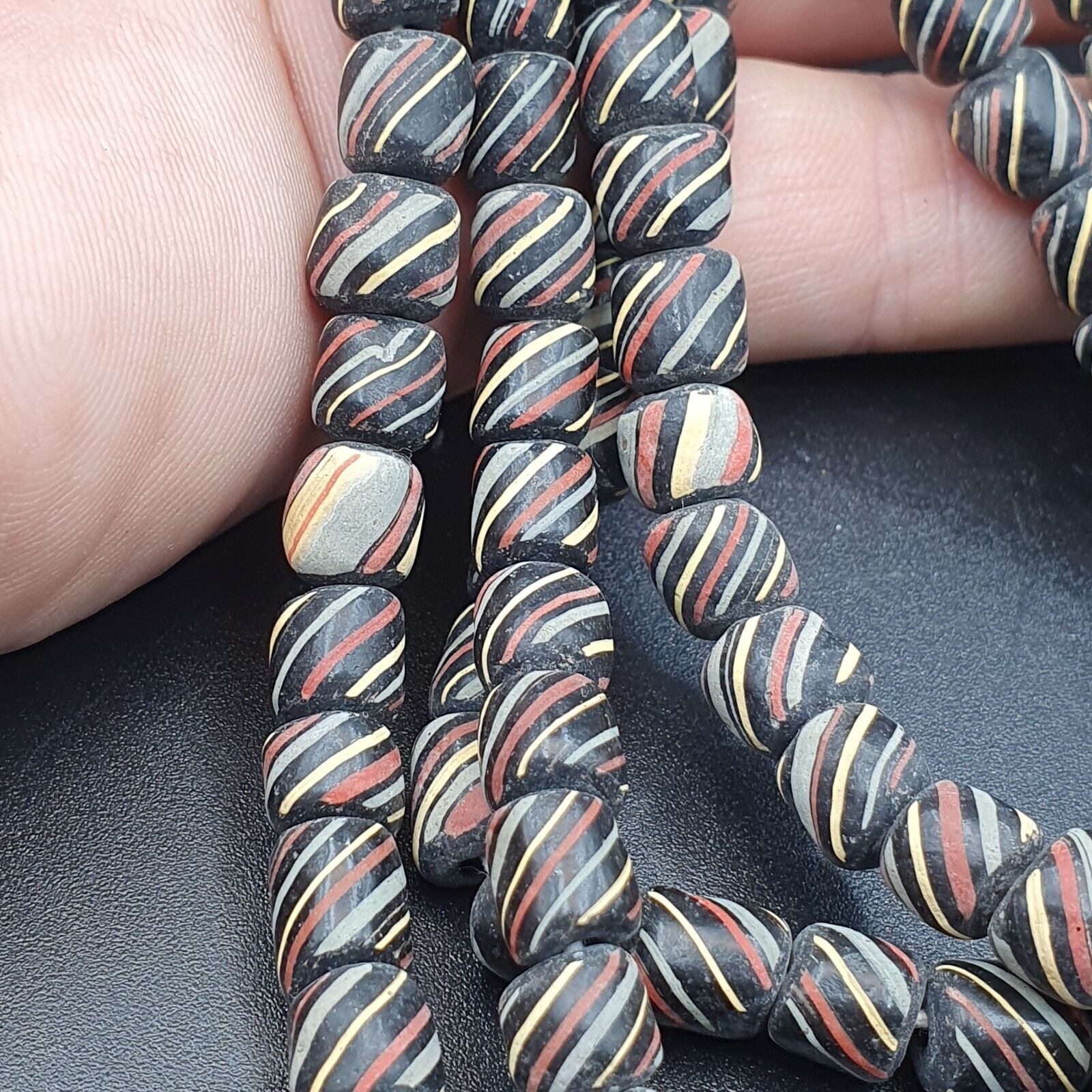 Lot 2 Vintage OLD AFRICAN Black GLASS ANTIQUE Stripes BEADS 7-8MM  beads Strand
