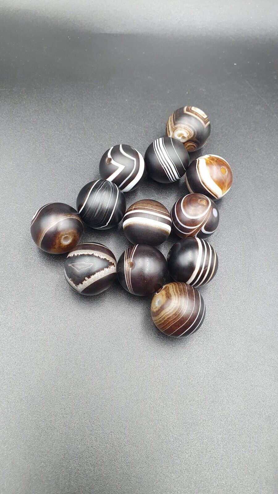 Lot 12 Himalayan indo Tibetan Eye Agate Black Agate Beads Soleimani Agate Beads