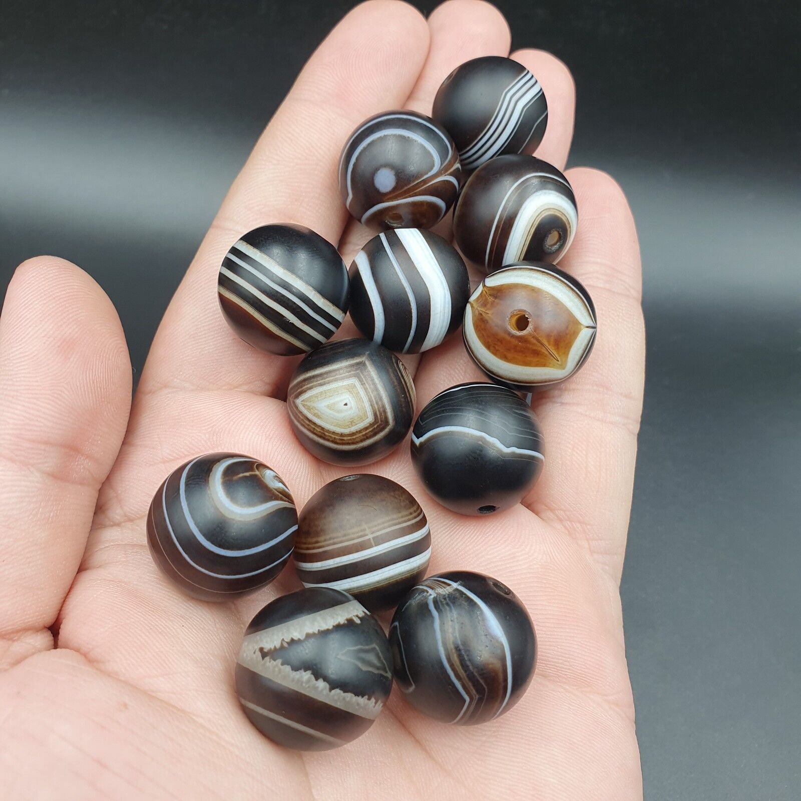 Lot 12 Himalayan indo Tibetan Eye Agate Black Agate Beads Soleimani Agate Beads