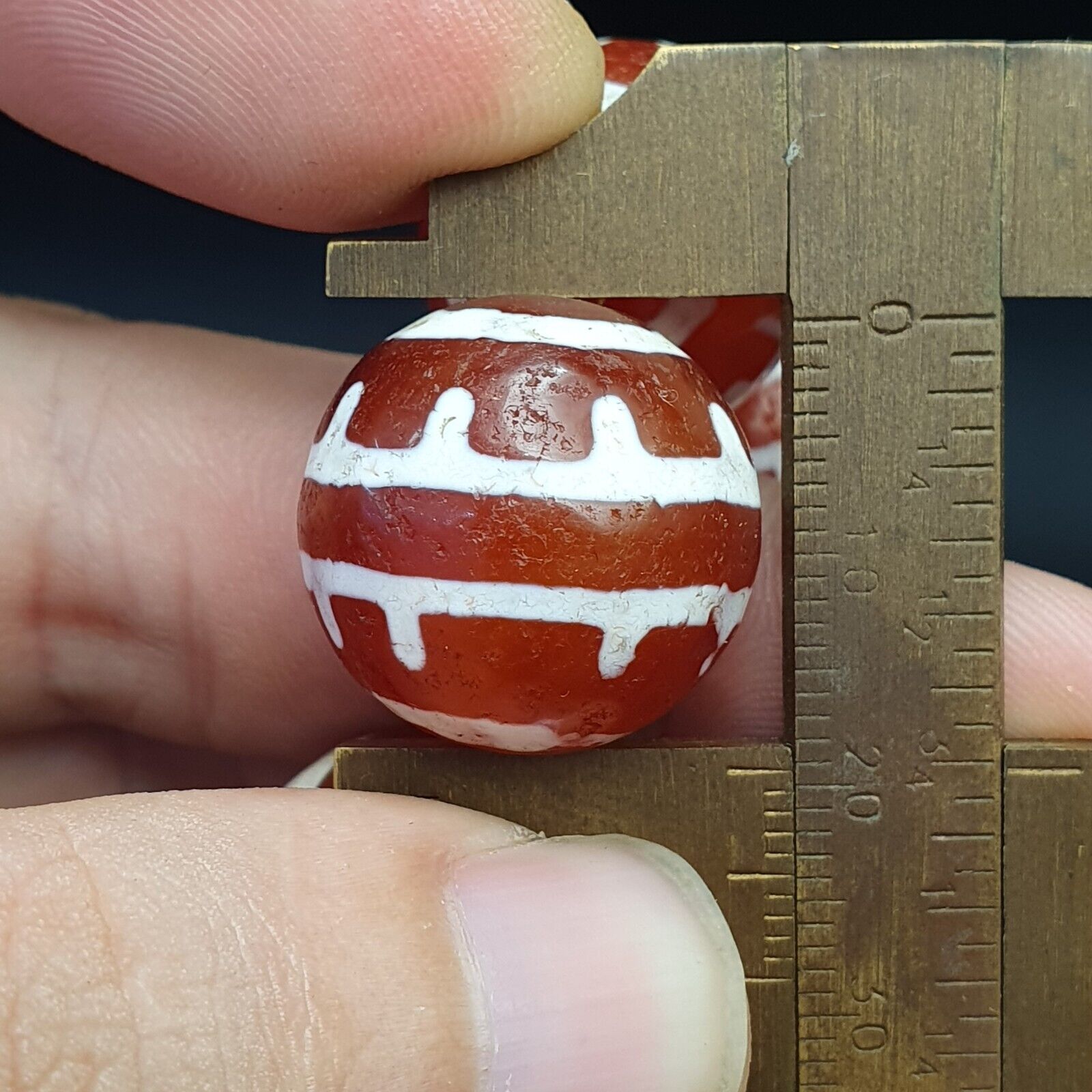 HIMALAYAN Indo Tibetan Central Asian Etched Agate Decorated Carnelian beads