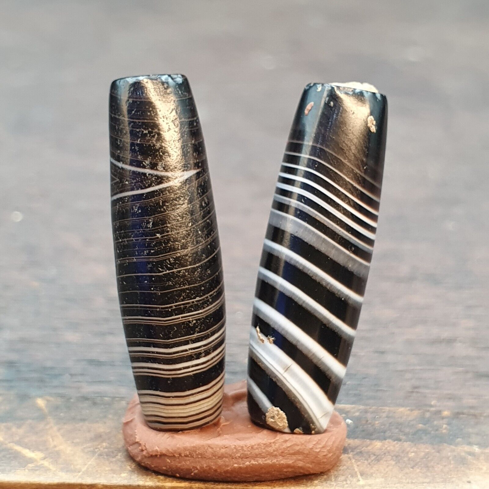 Lot 2 Himalayan Indo Tibetan Agate bead Suleimany Lines Pattern Agate BD#21