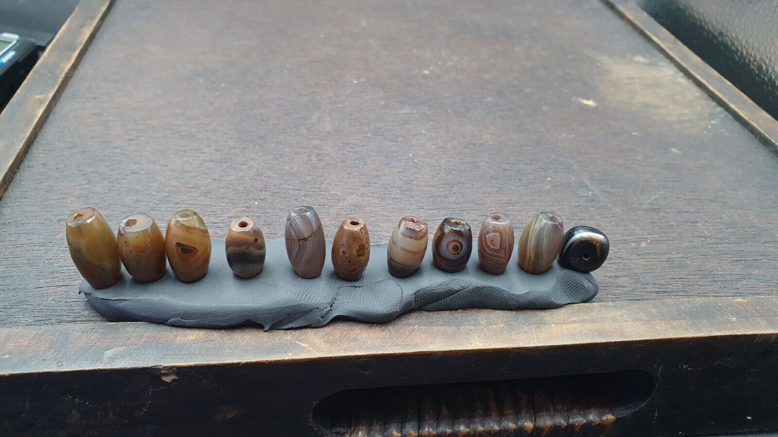 Himalayan Tibetan Bhutan Nepalese Afghani Indian Old Agate Beads Artifacts Lot