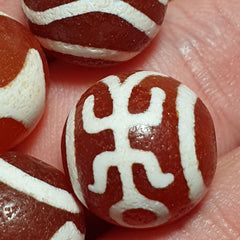 LOT 7 beads #2015 Himalayan Indo Tibetan rare Patterns Dzi Amulet Bead 14mm