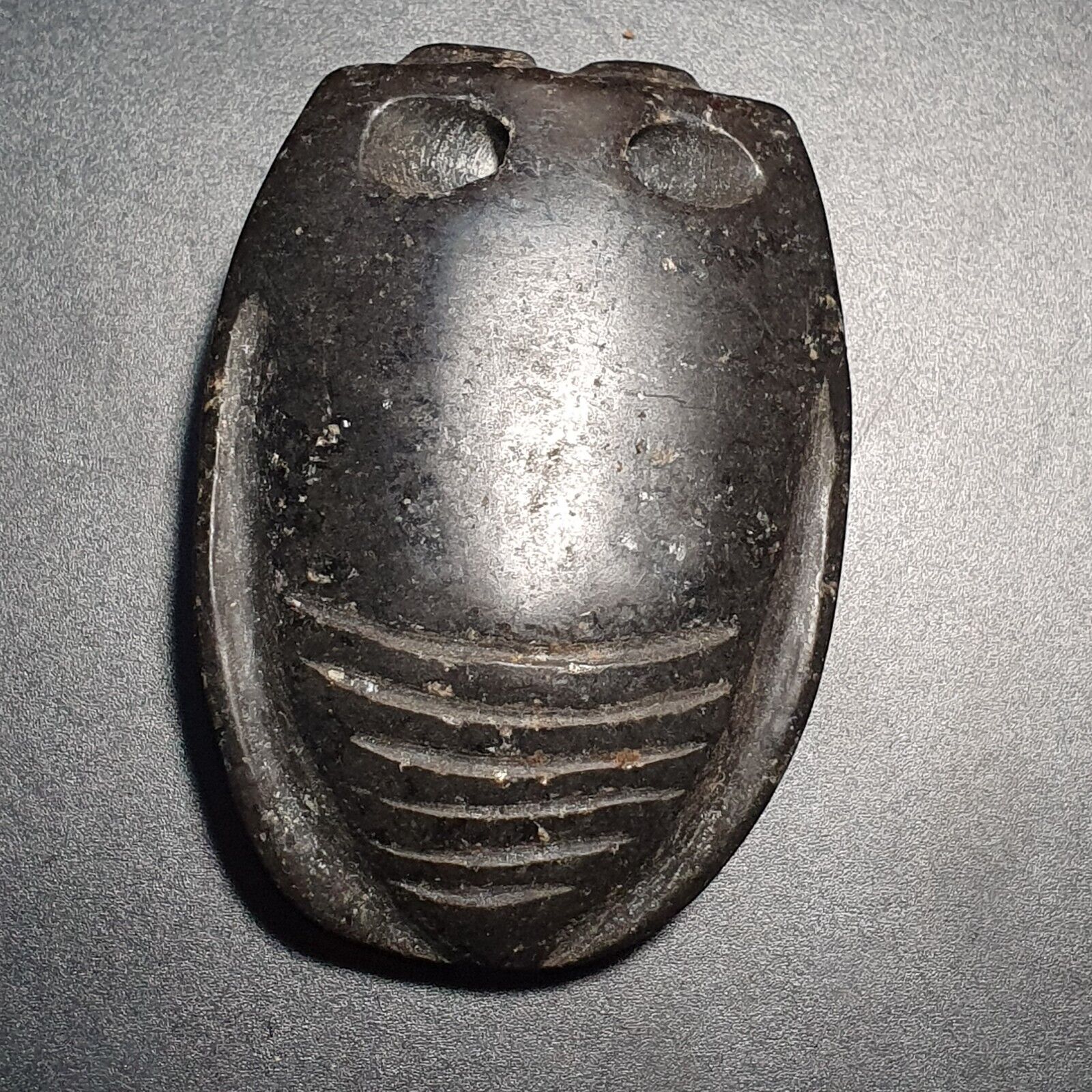 Antique Stone Jade mysterious Animal carving stone Amulet Bead Magnetic Stone #1
