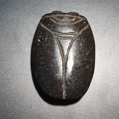 Antique Stone Jade mysterious Animal carving stone Amulet Bead Magnetic Stone #1